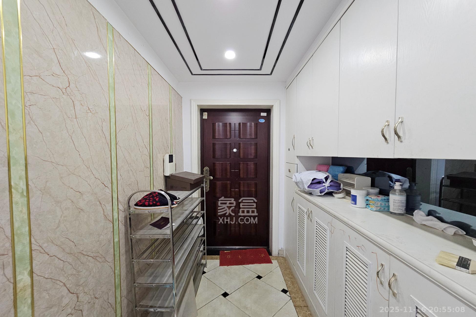 嘉宇盛世华章  3室2厅2卫    100.0万其他