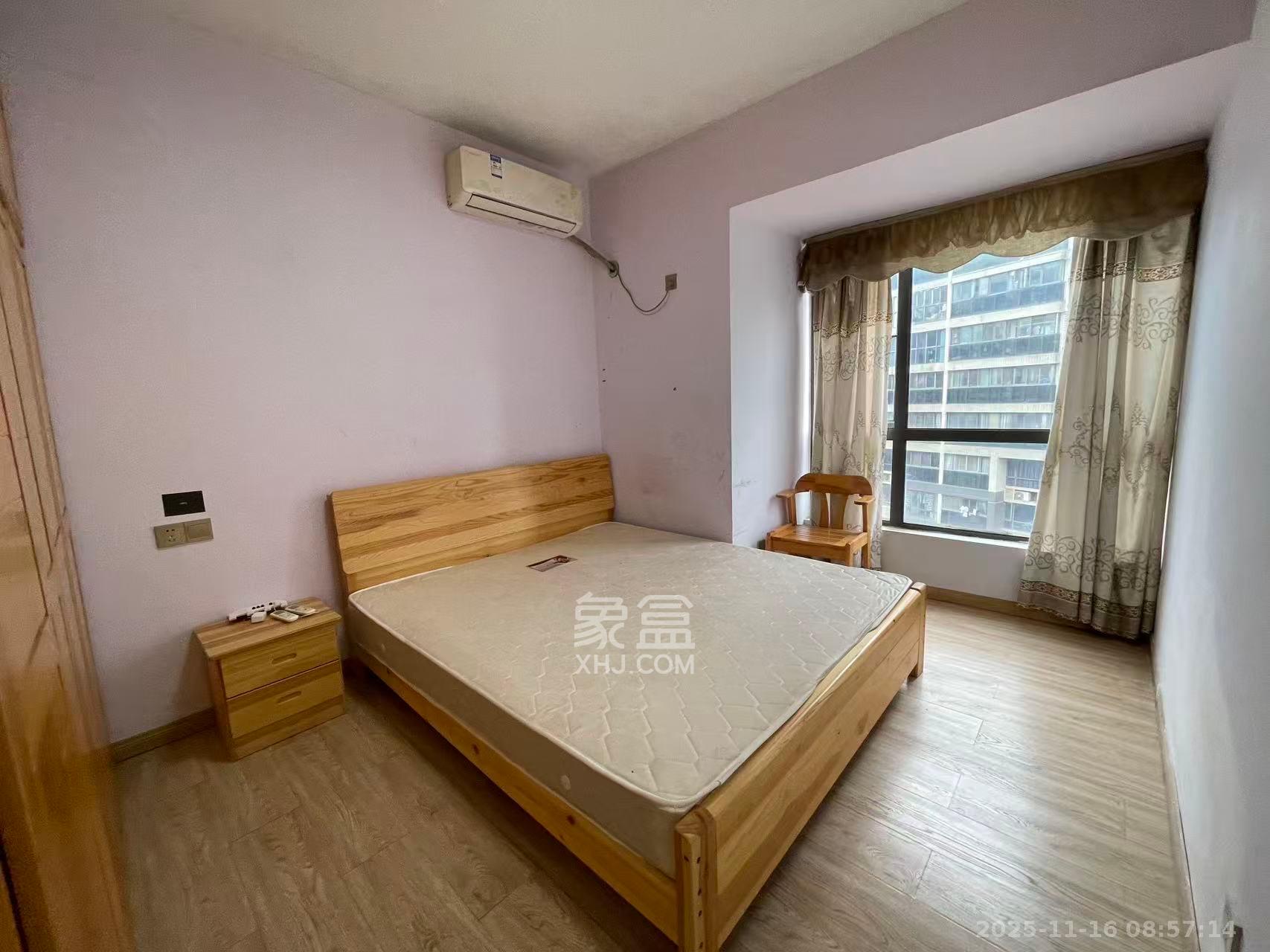 通用时代国际社区  4室2厅1卫    3200.0元/月室内图