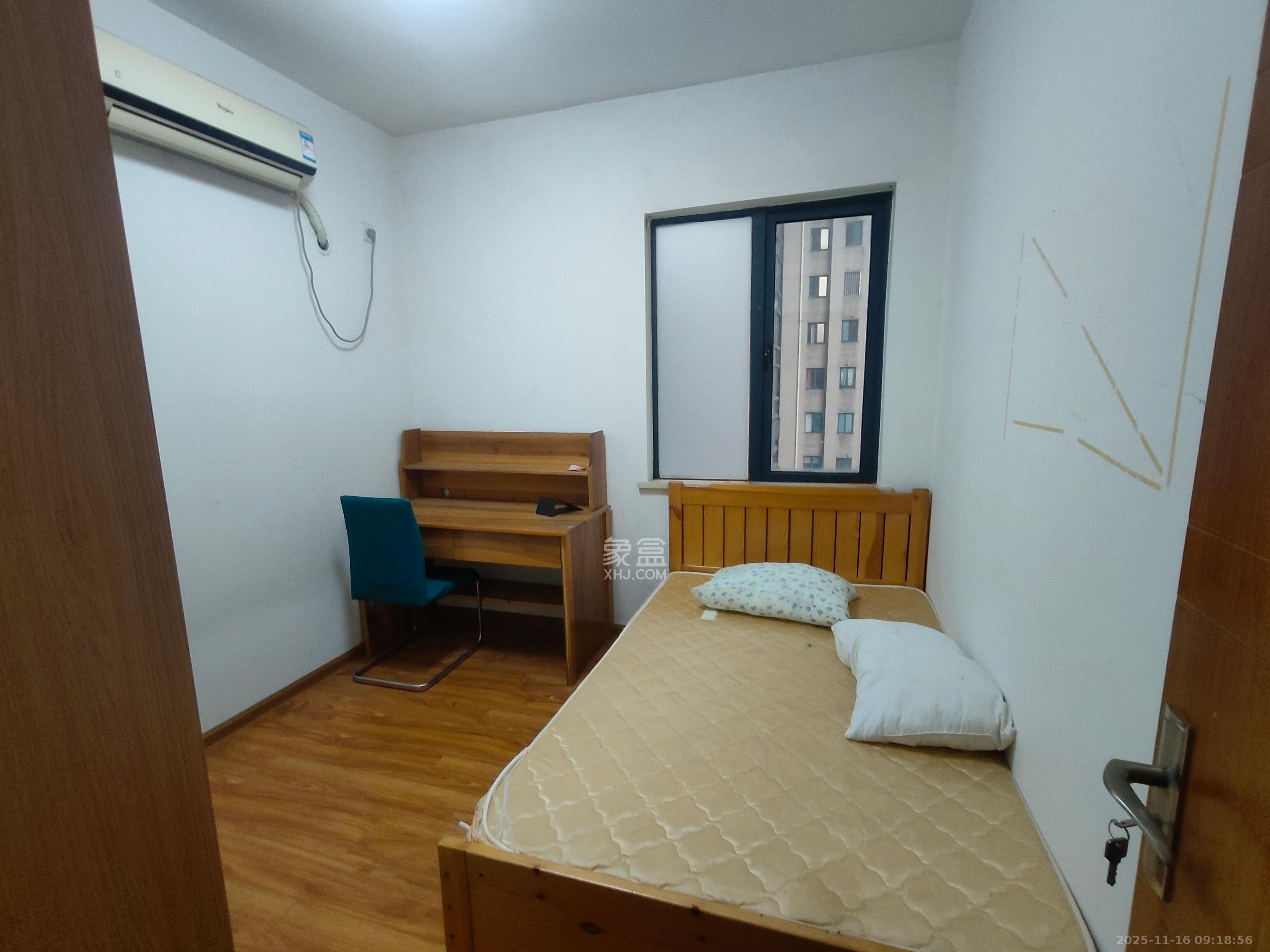 钰龙天下一期  2室2厅1卫    1800.0元/月室内图