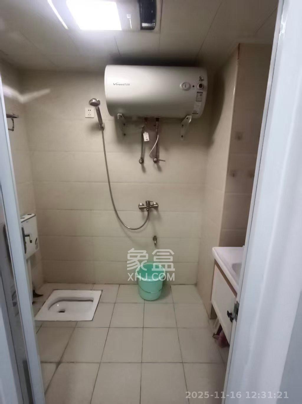 长房时代城  1室1厅1卫    1500.0元/月室内图