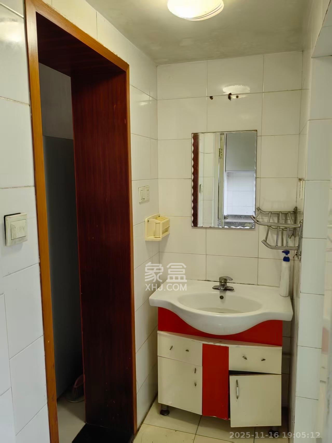 德馨园  1室0厅0卫    1400.0元/月室内图