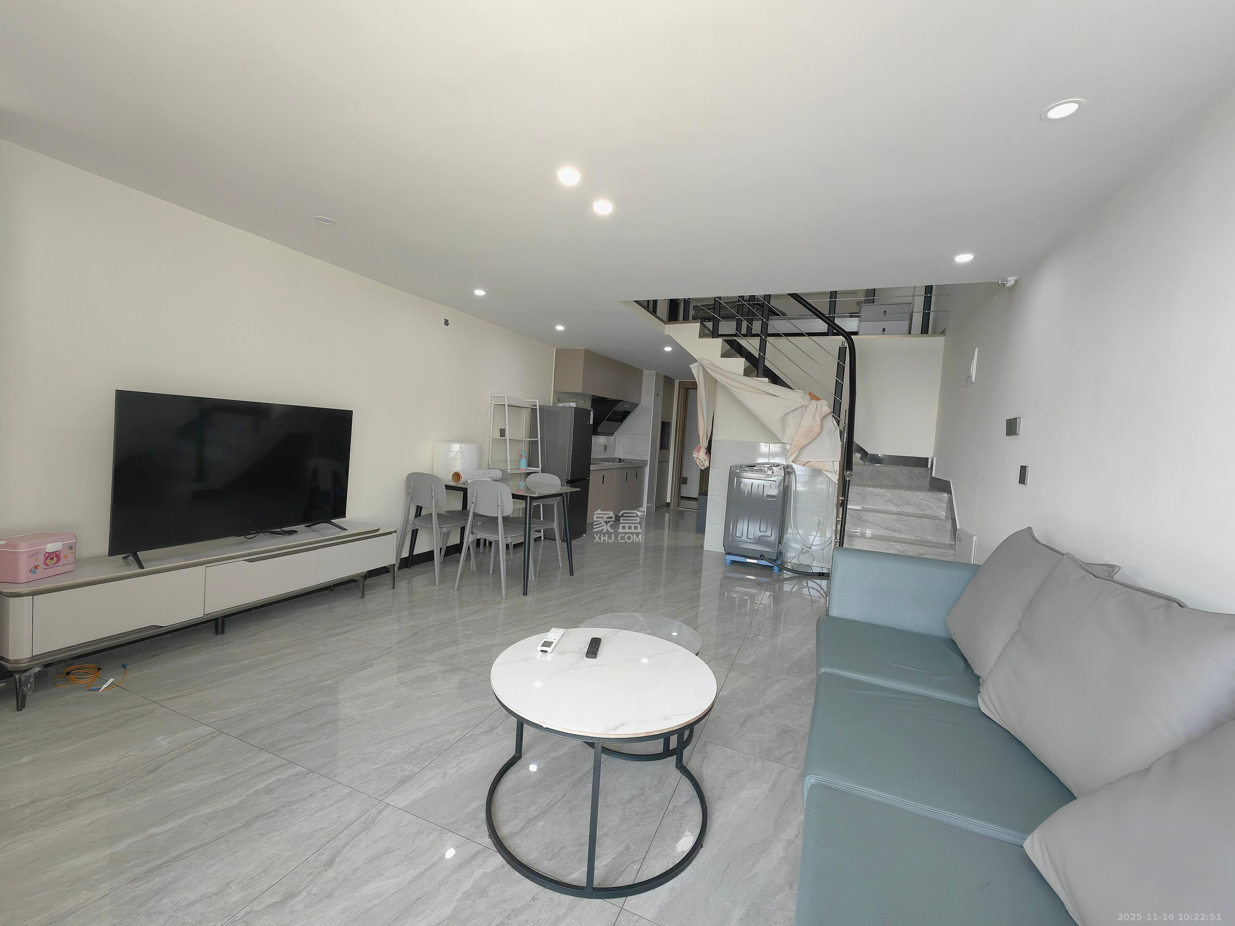 长丰小区 1室1厅1卫 1200.0元/月 长丰小区 1室1厅1卫 1200.0元/月室内图