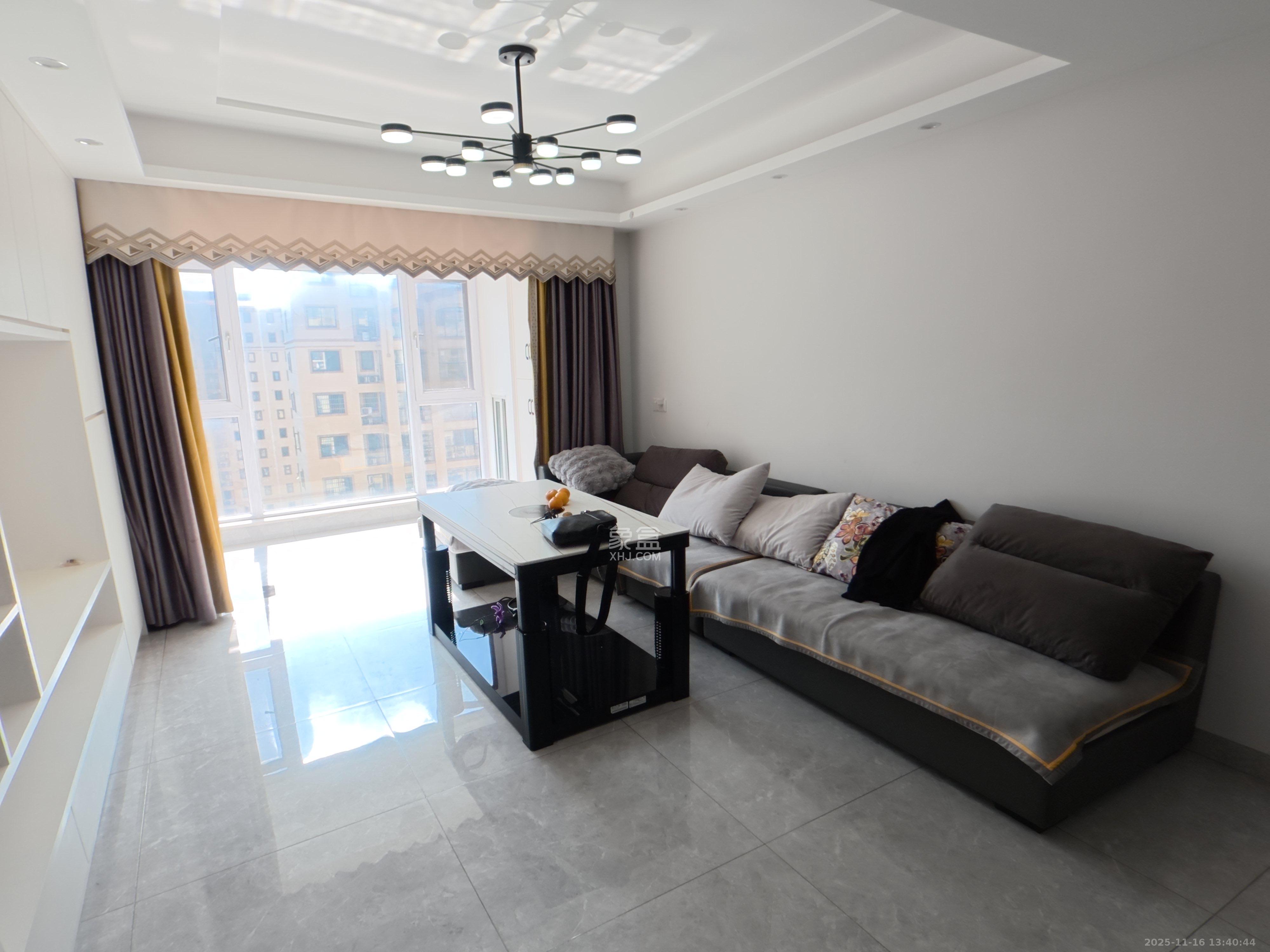 中建芙蓉嘉苑  3室2厅2卫    3000.0元/月