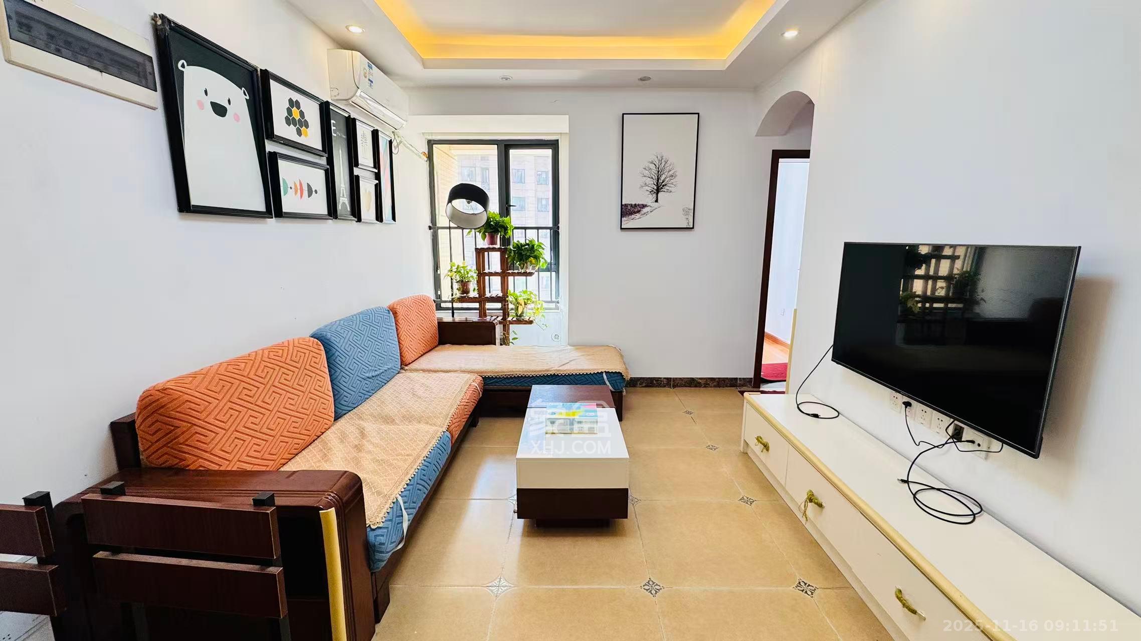 荣盛花语馨苑  2室1厅1卫    2300.0元/月