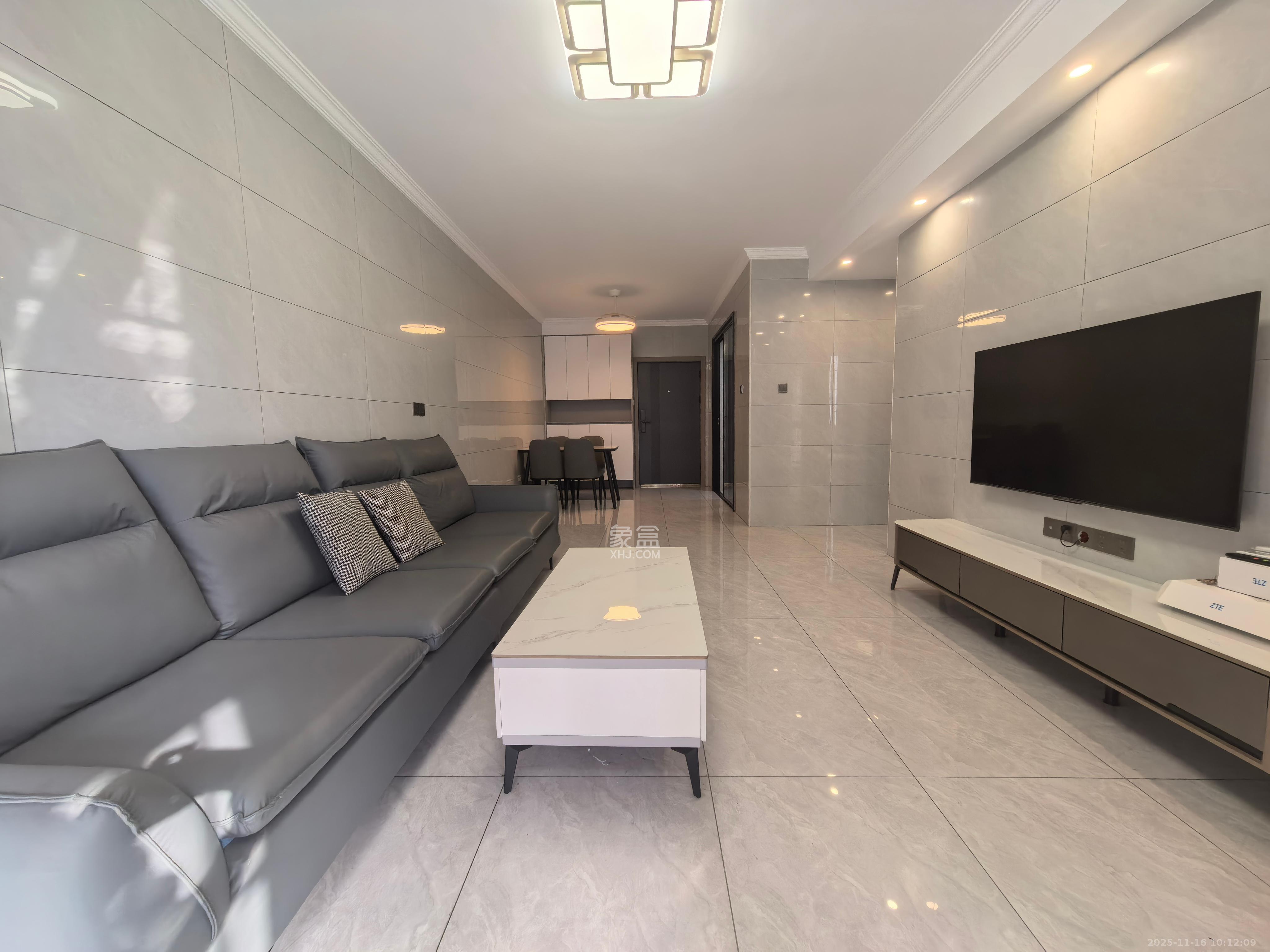 旭日嘉苑  2室1厅1卫    2300.0元/月室内图