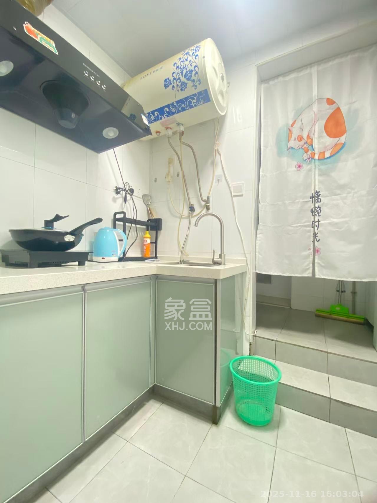 四季美景一、二期 1室1厅1卫 1100.0元/月 四季美景一、二期 1室1厅1卫 1100.0元/月室内图