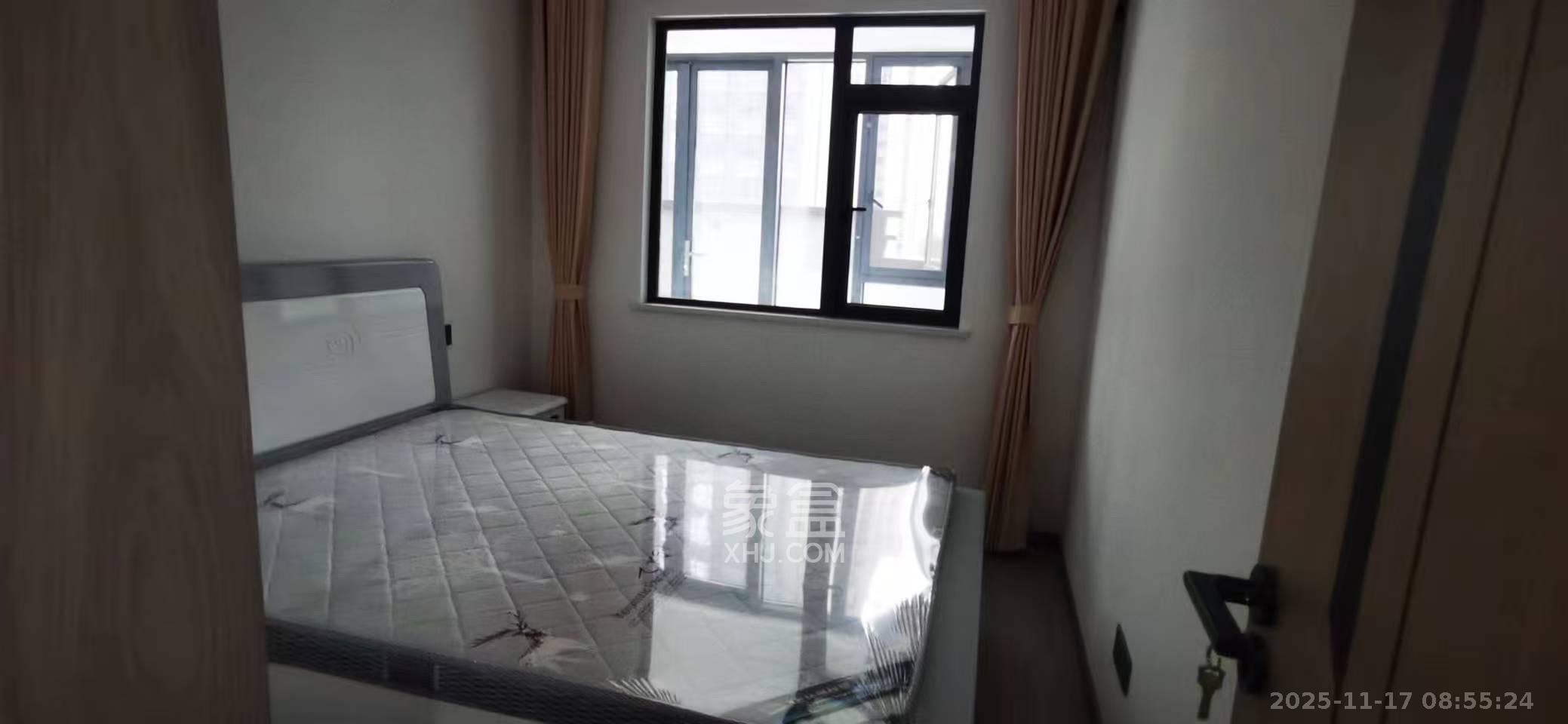 日盛湖湘花苑  3室2厅1卫    2600.0元/月室内图