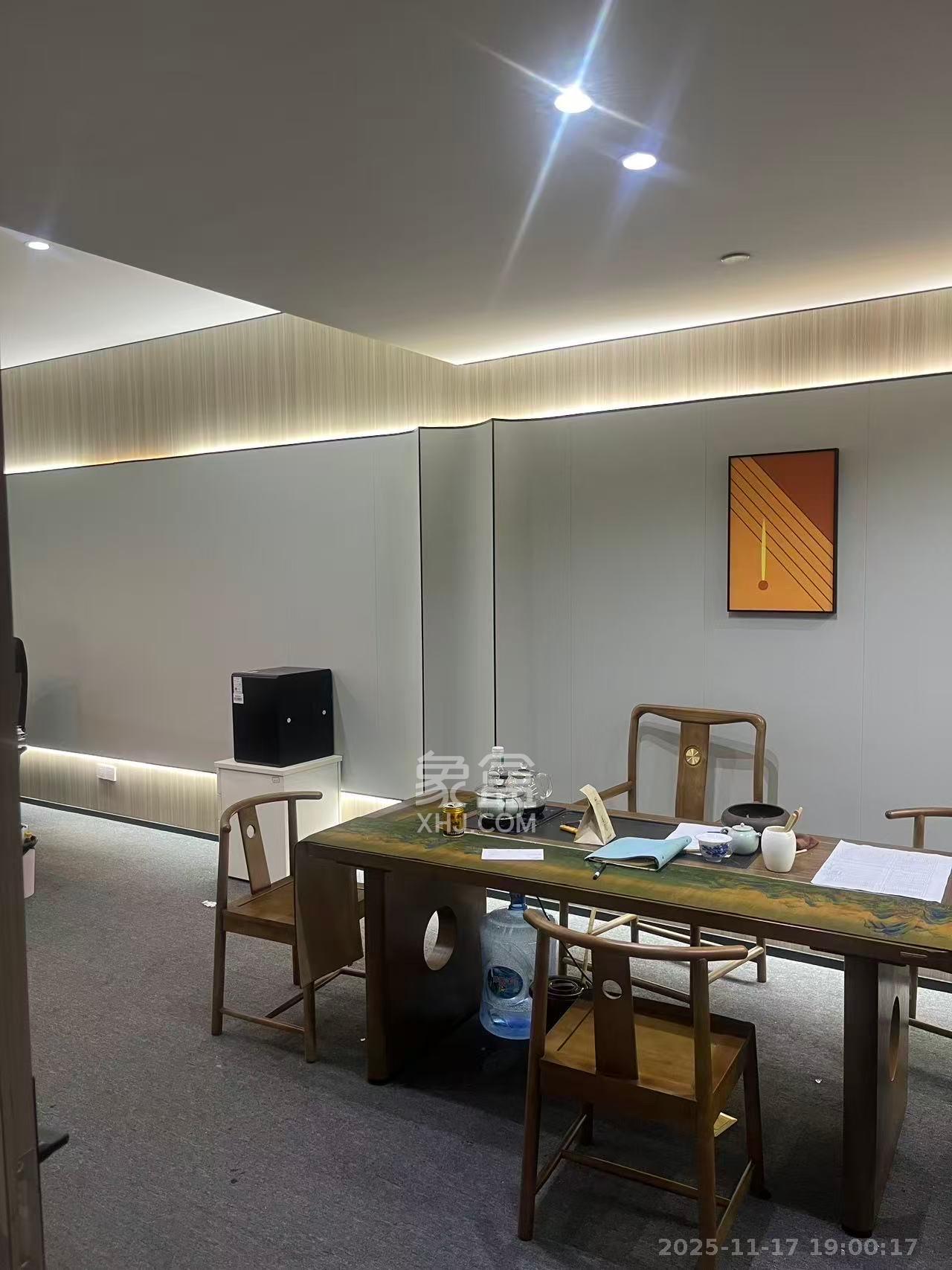 世茂铂曼 5室2厅3卫 25000.0元/月 世茂铂曼 5室2厅3卫 25000.0元/月室内图