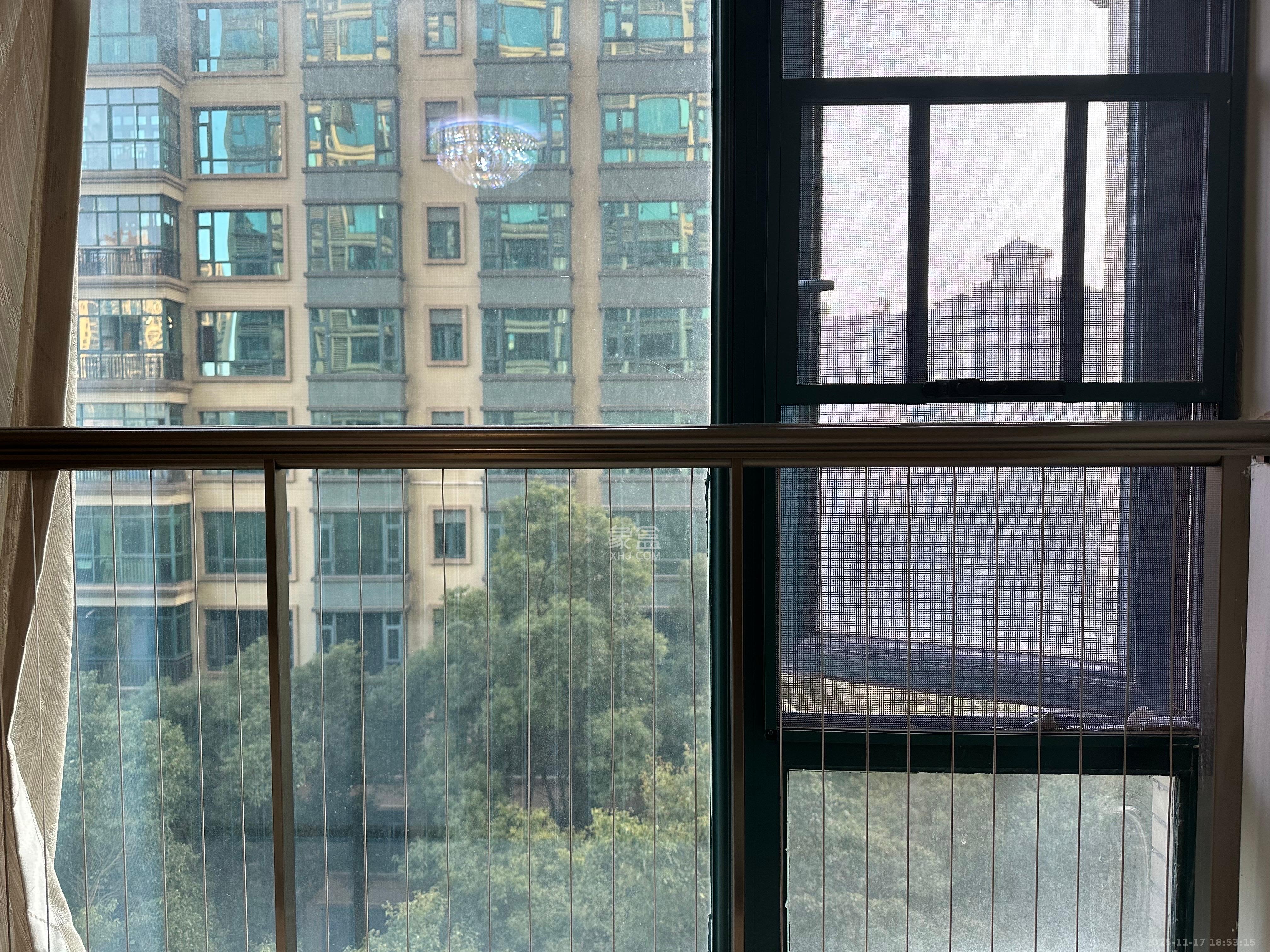 恒大华府 1室1厅1卫 1400.0元/月 恒大华府 1室1厅1卫 1400.0元/月室内图