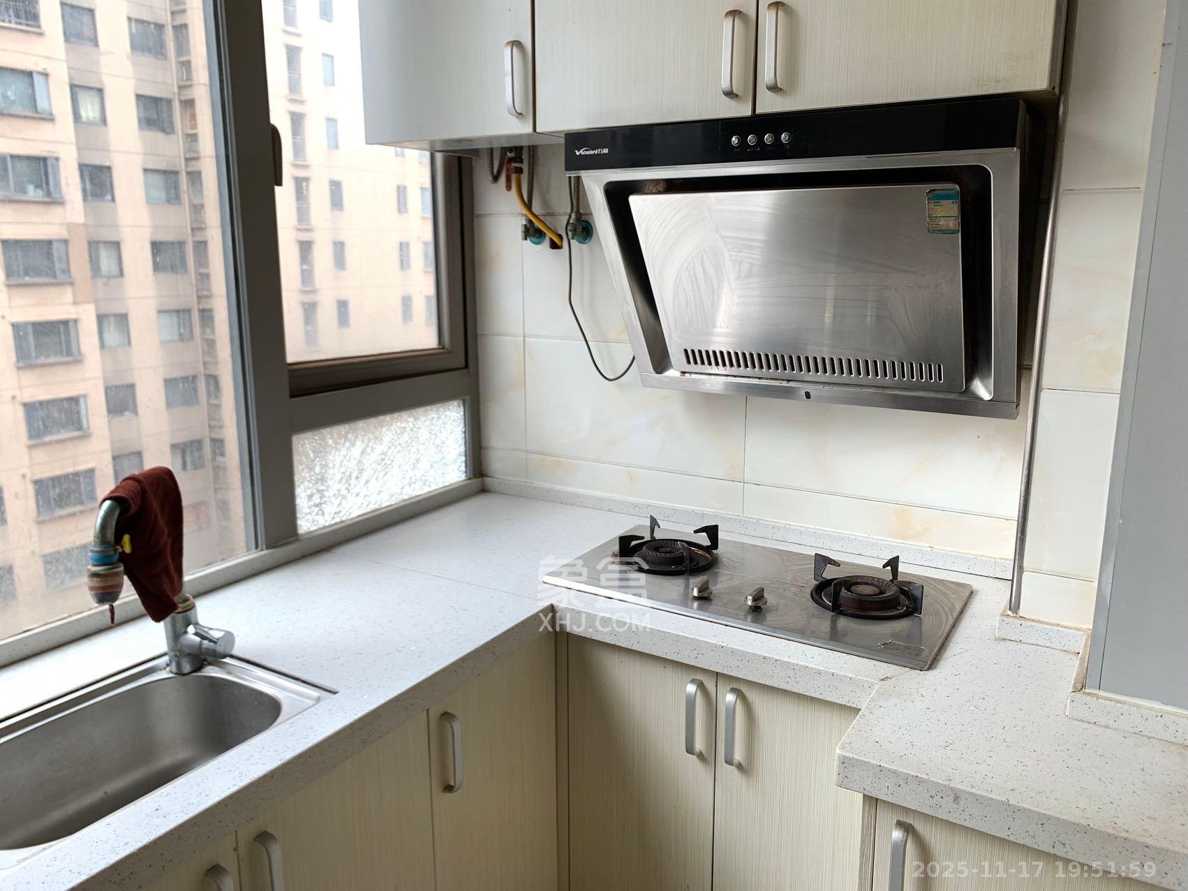 怡海星城  1室1厅1卫    950.0元/月室内图