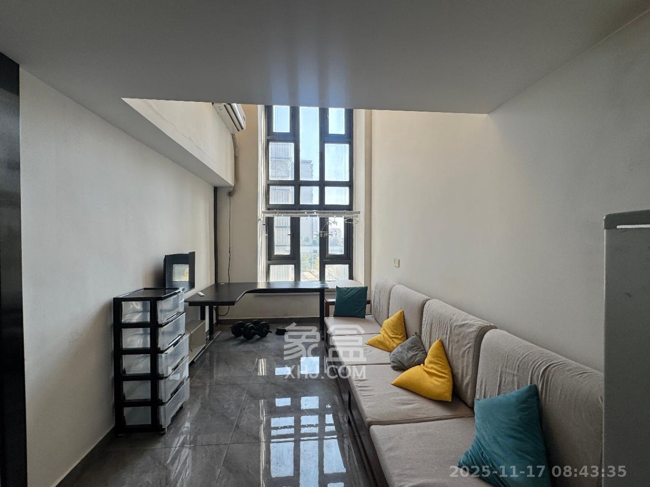 恒大上林苑  2室1厅1卫    2000.0元/月