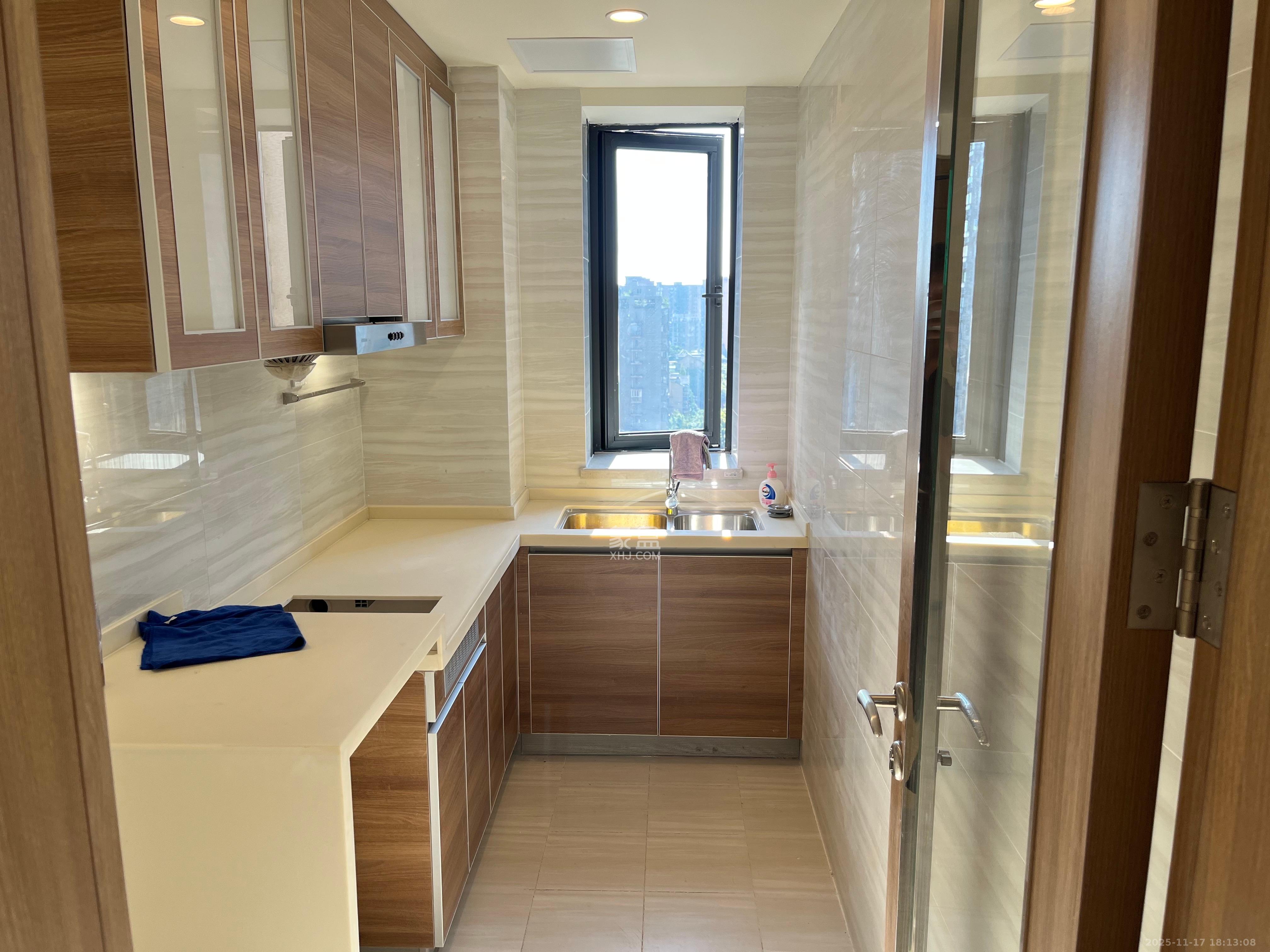 恒大金融广场  1室1厅1卫    2500.0元/月室内图