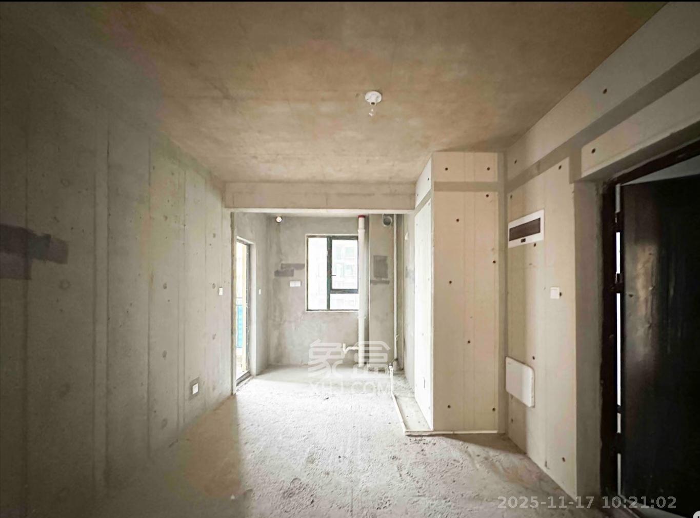 伊景园滨河苑  3室1厅2卫    1000.0元/月室内图1