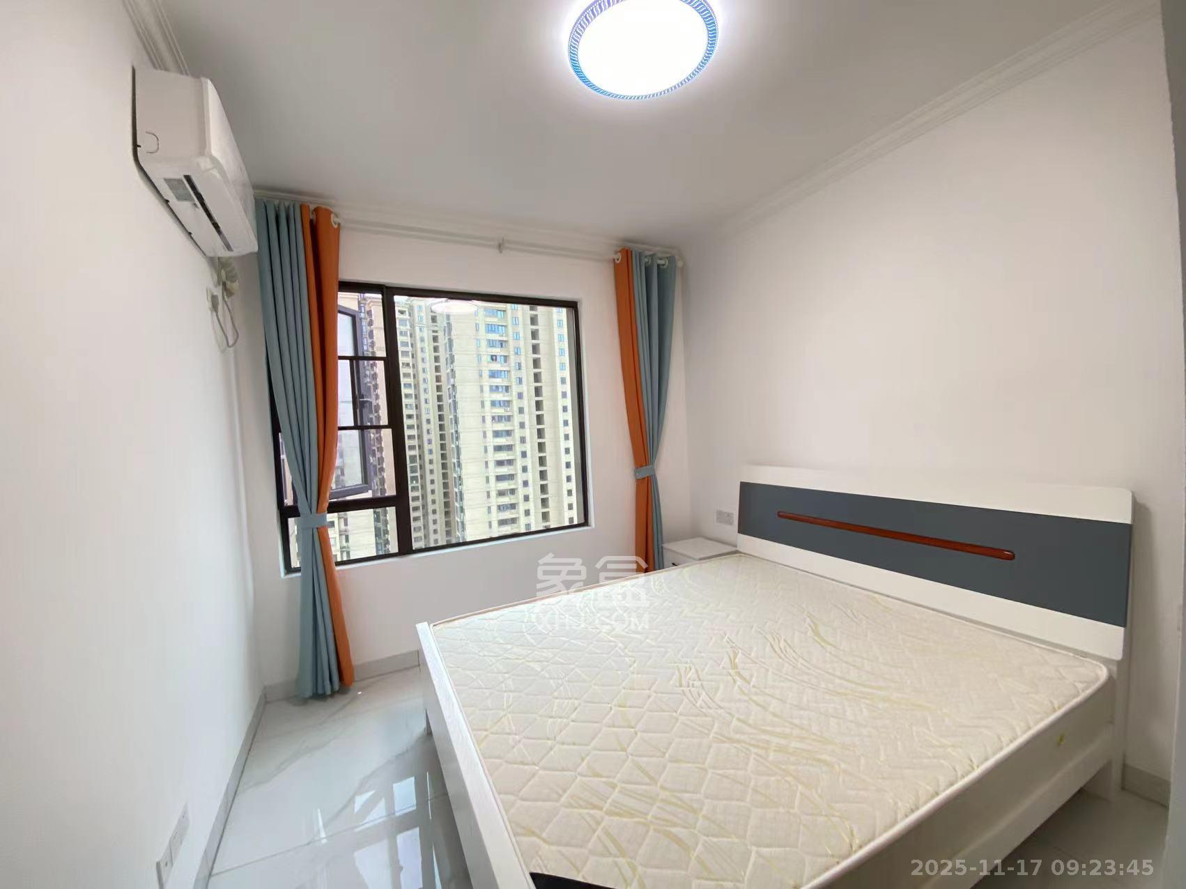 东合新苑  2室2厅1卫    2000.0元/月室内图