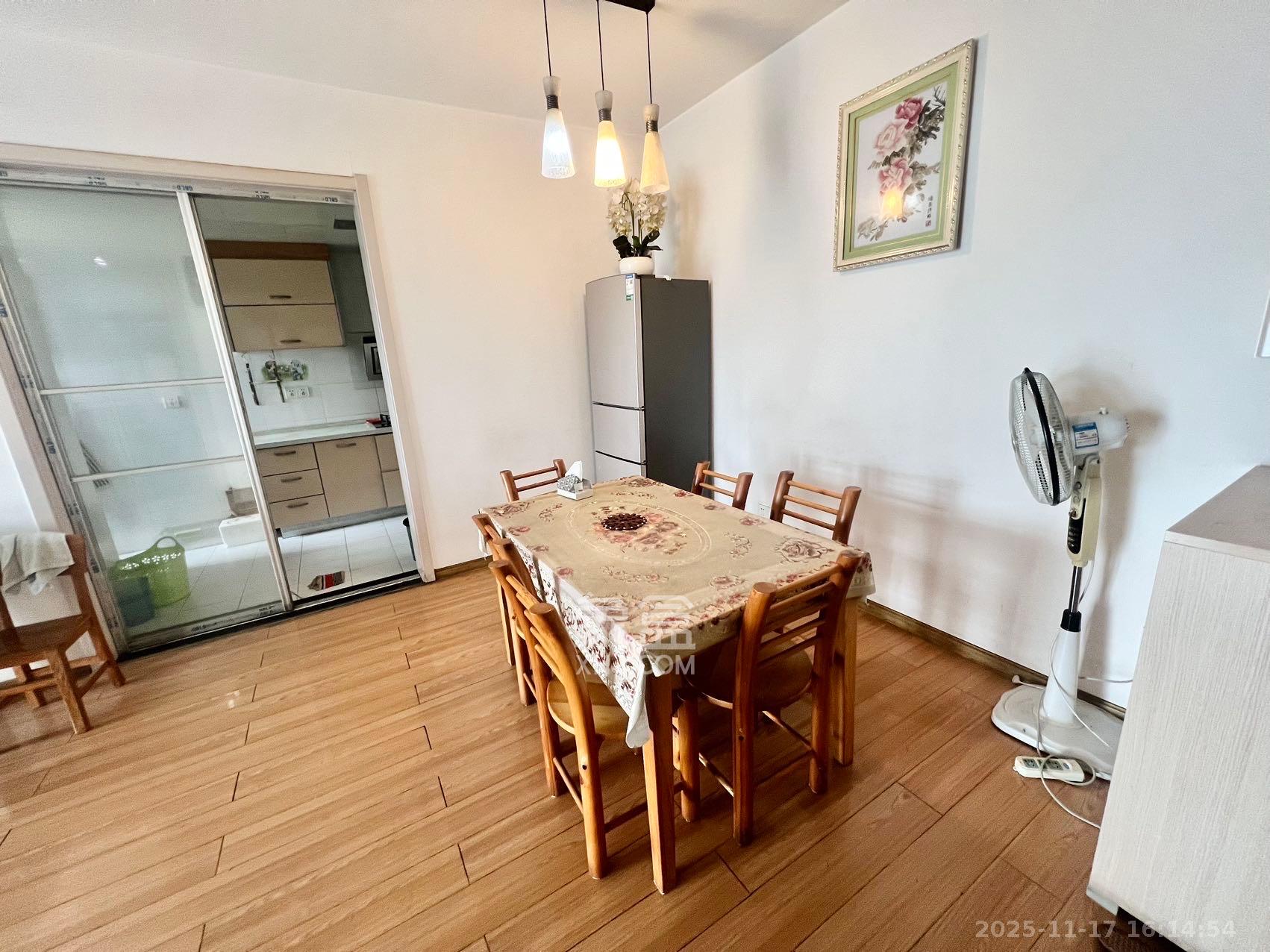 富兴嘉城（富兴汇中央）  2室2厅1卫    2100.0元/月室内图