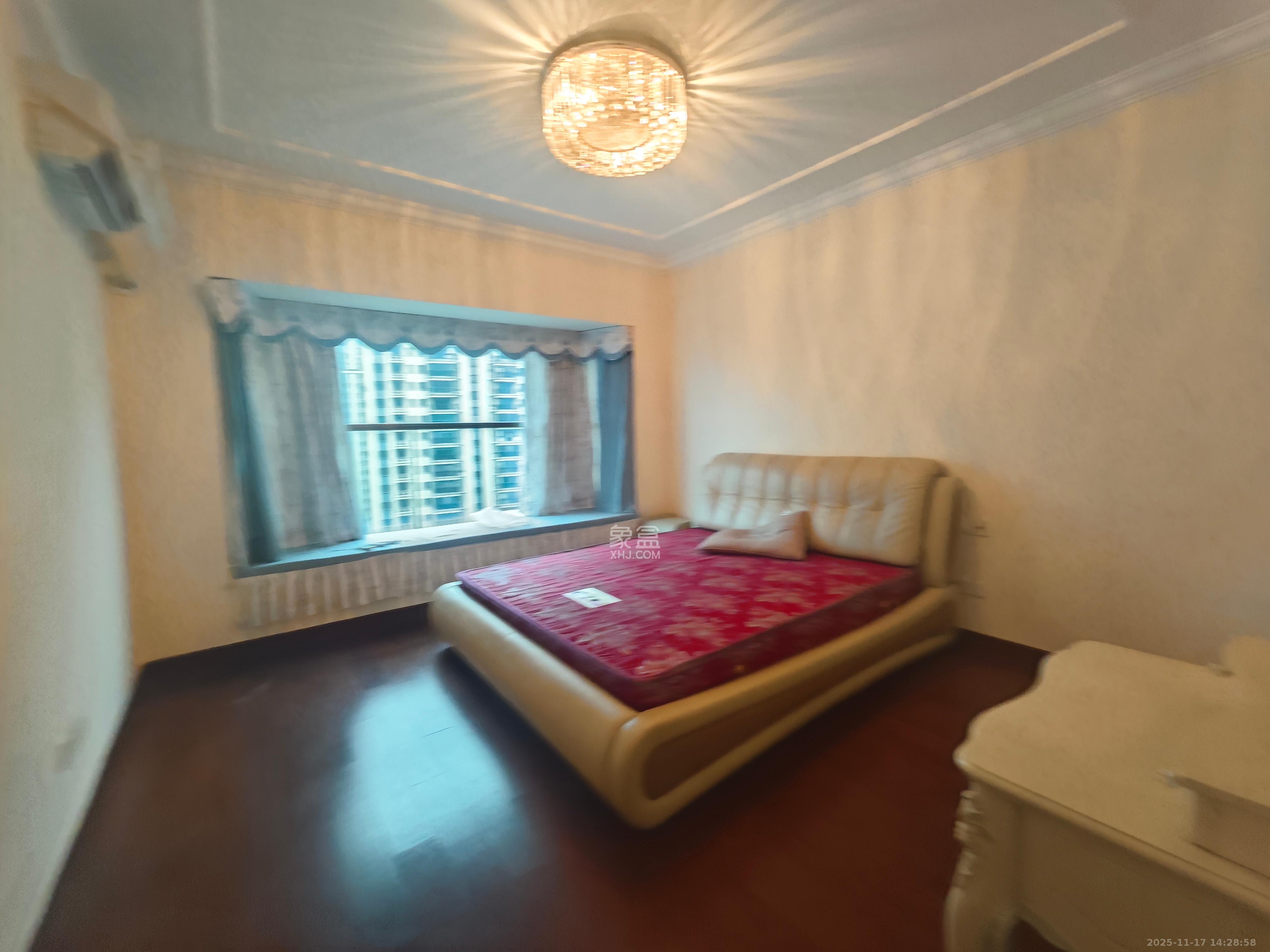 恒大翡翠华庭 3室2厅2卫 2600.0元/月 恒大翡翠华庭 3室2厅2卫 2600.0元/月室内图