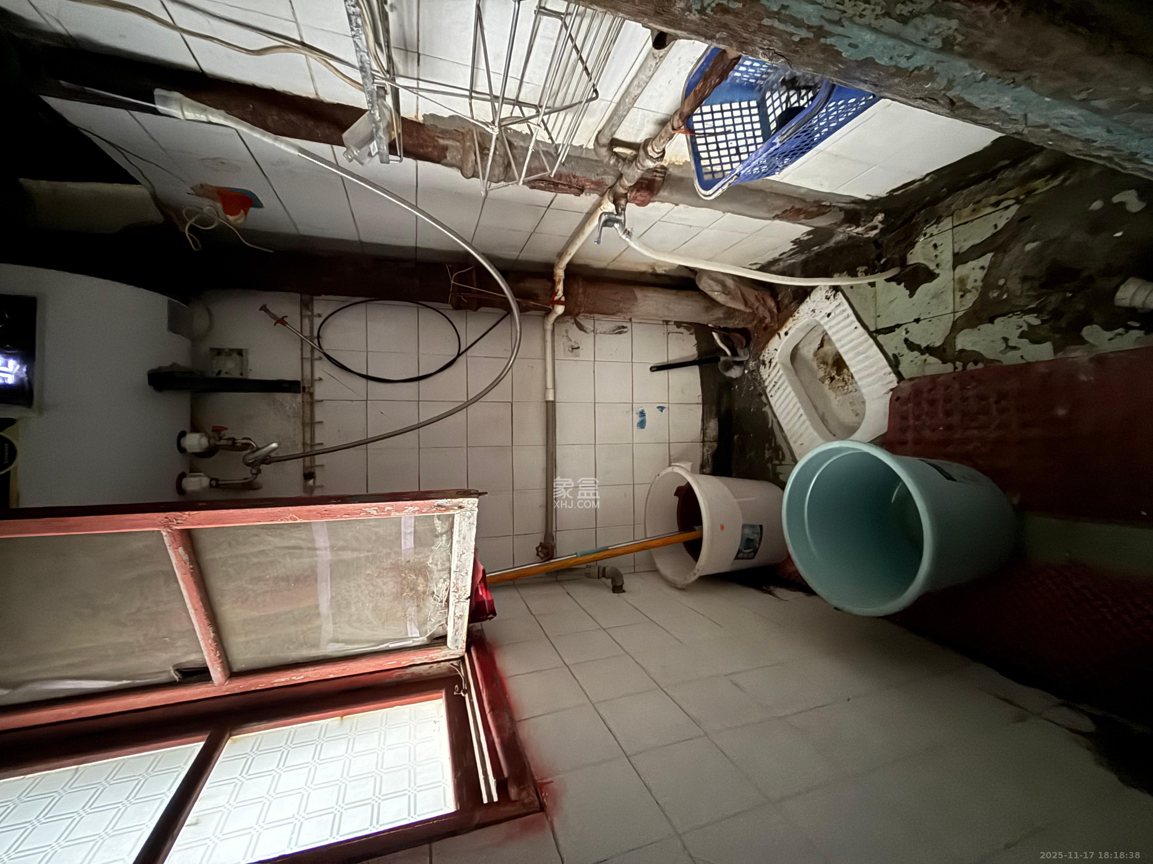 人民新村 3室1厅2卫 1500.0元/月 人民新村 3室1厅2卫 1500.0元/月室内图