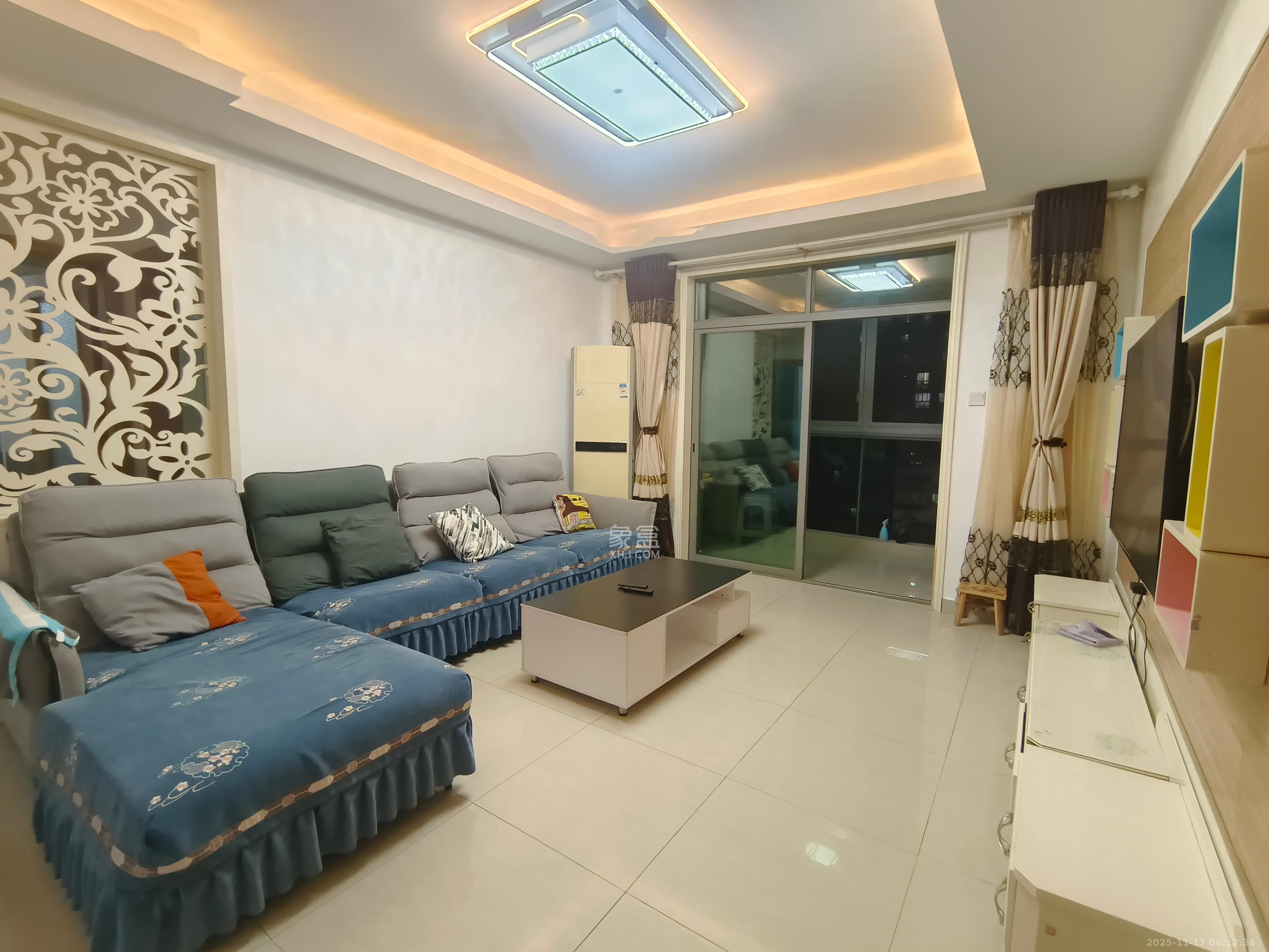 新城新世界一二三期 3室2厅1卫 2600.0元/月 新城新世界一二三期 3室2厅1卫 2600.0元/月室内图