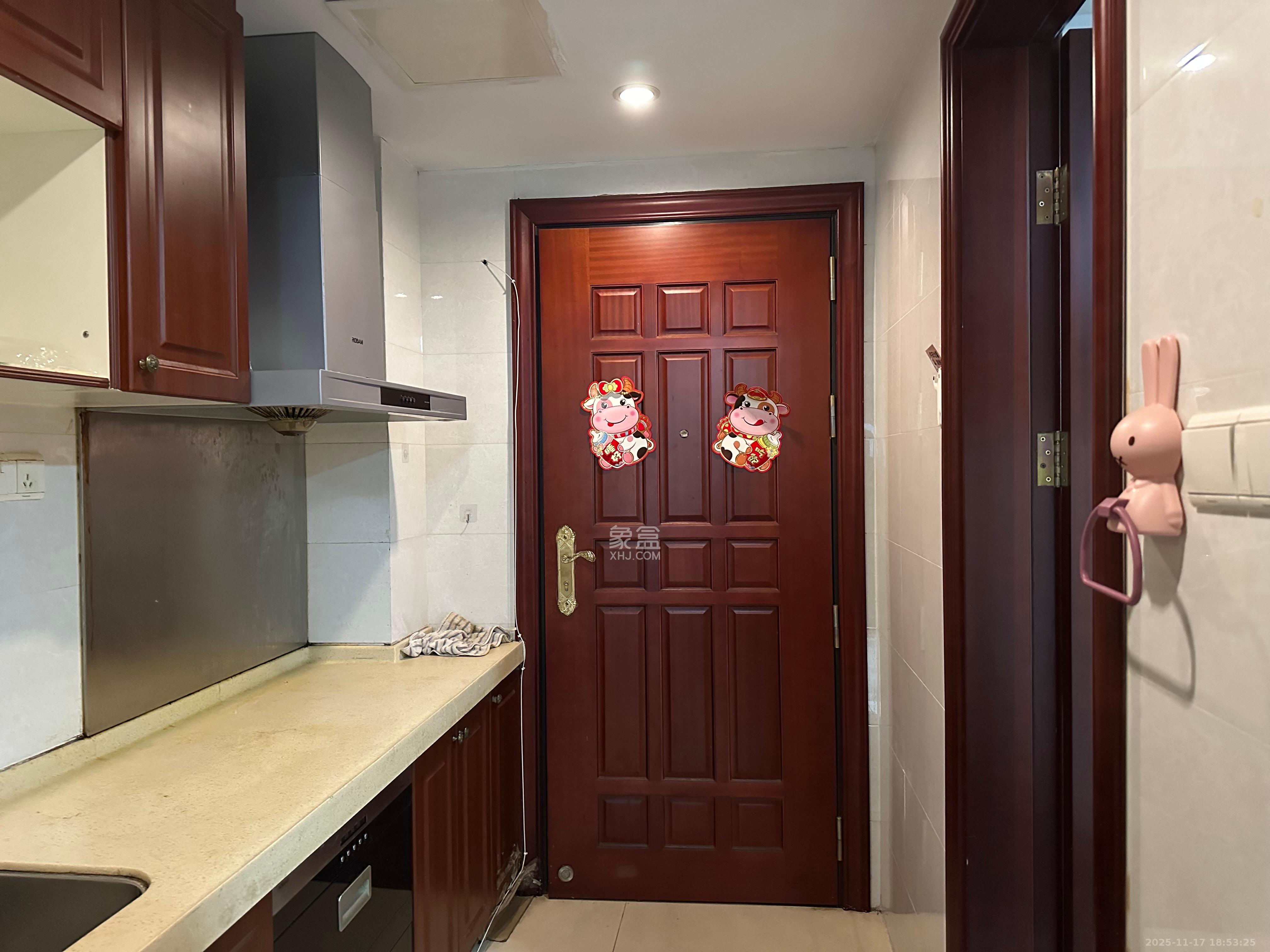 恒大华府  1室1厅1卫    1400.0元/月室内图