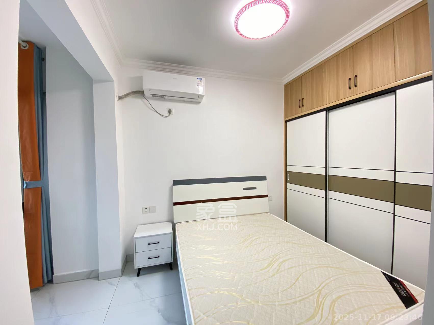 东合新苑  2室2厅1卫    2000.0元/月室内图