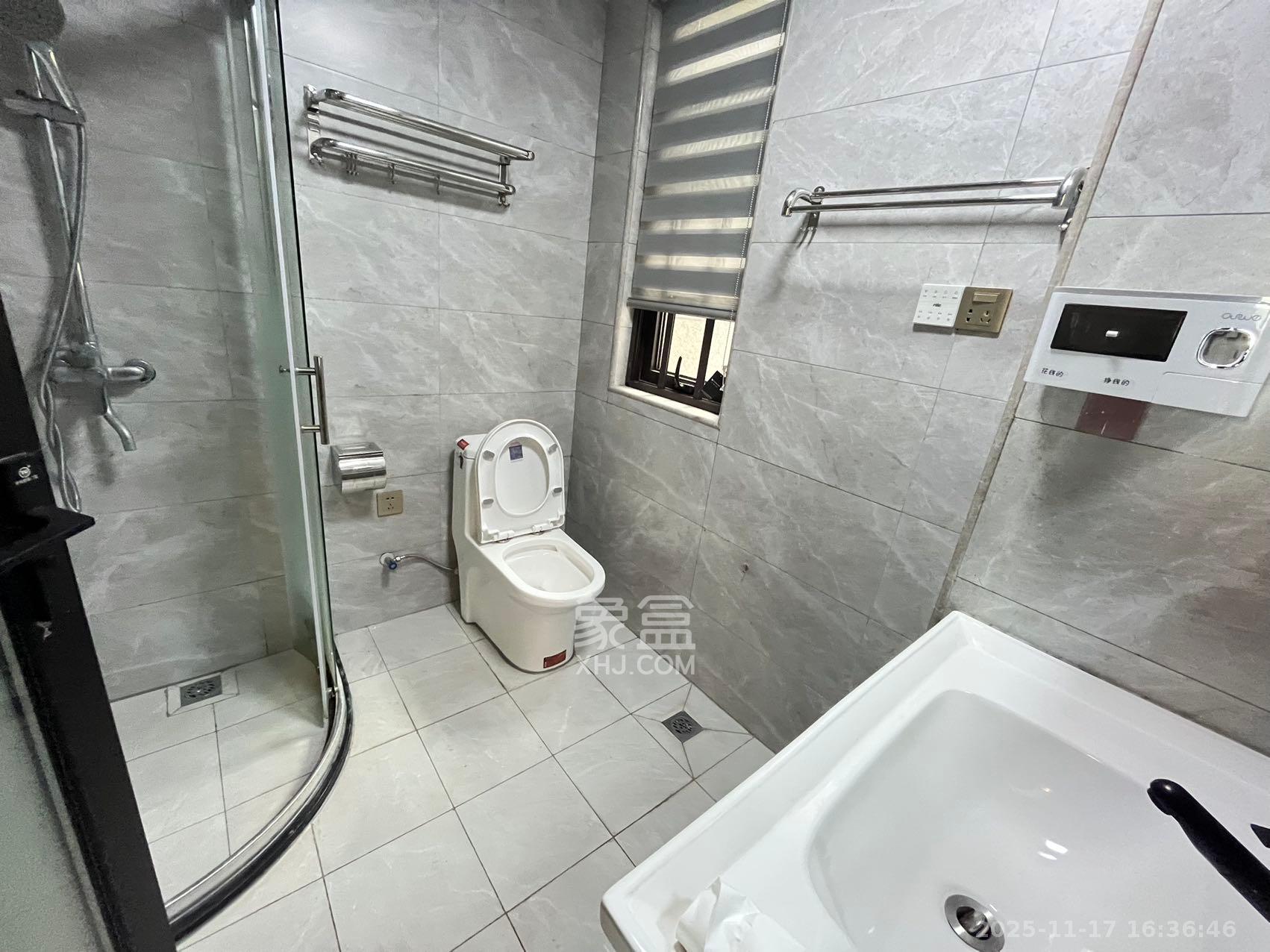 明昇壹城（明昇时代广场）二期  3室2厅2卫    3700.0元/月室内图