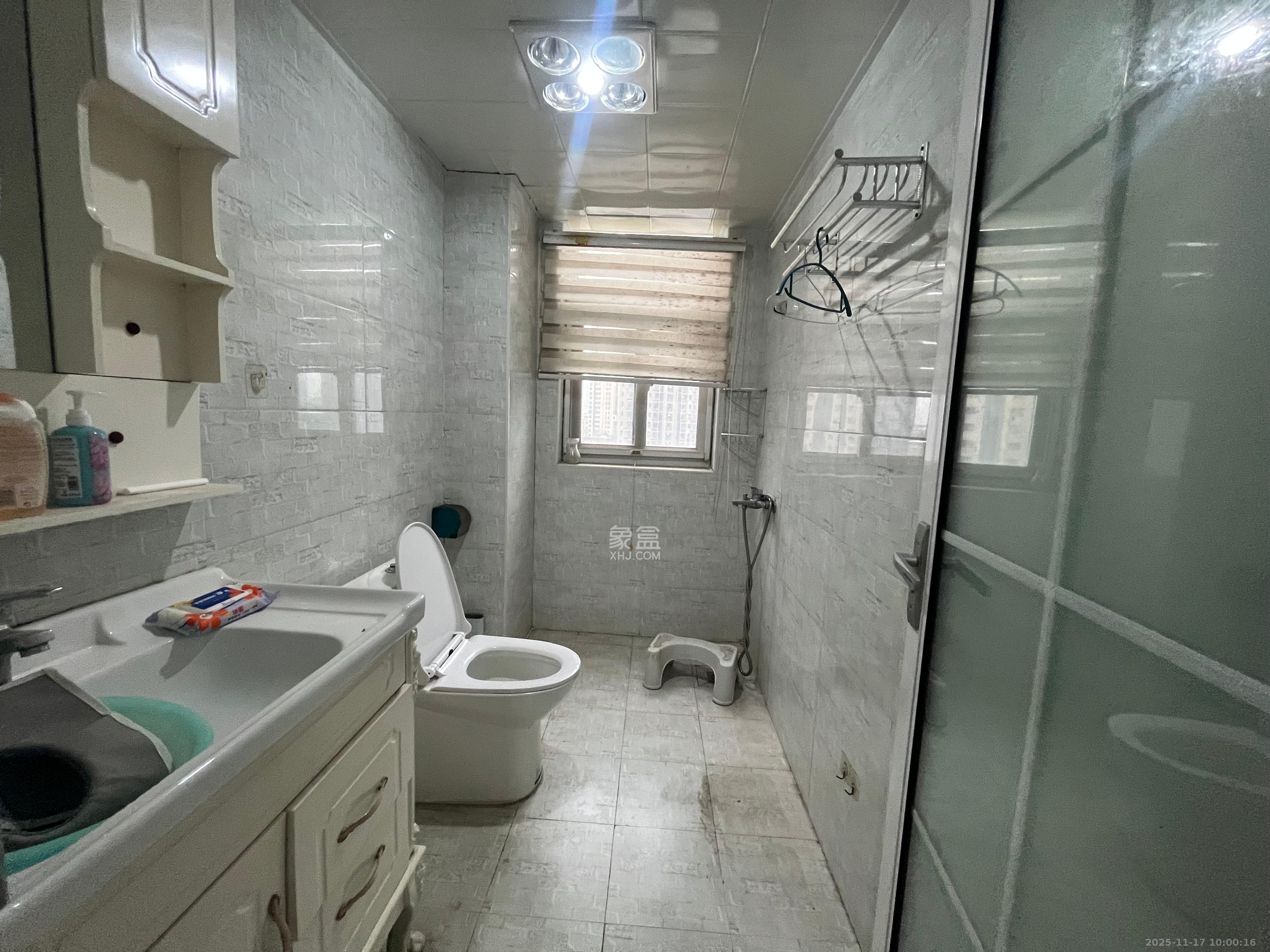 北辰三角洲C2区  3室2厅2卫    3500.0元/月室内图