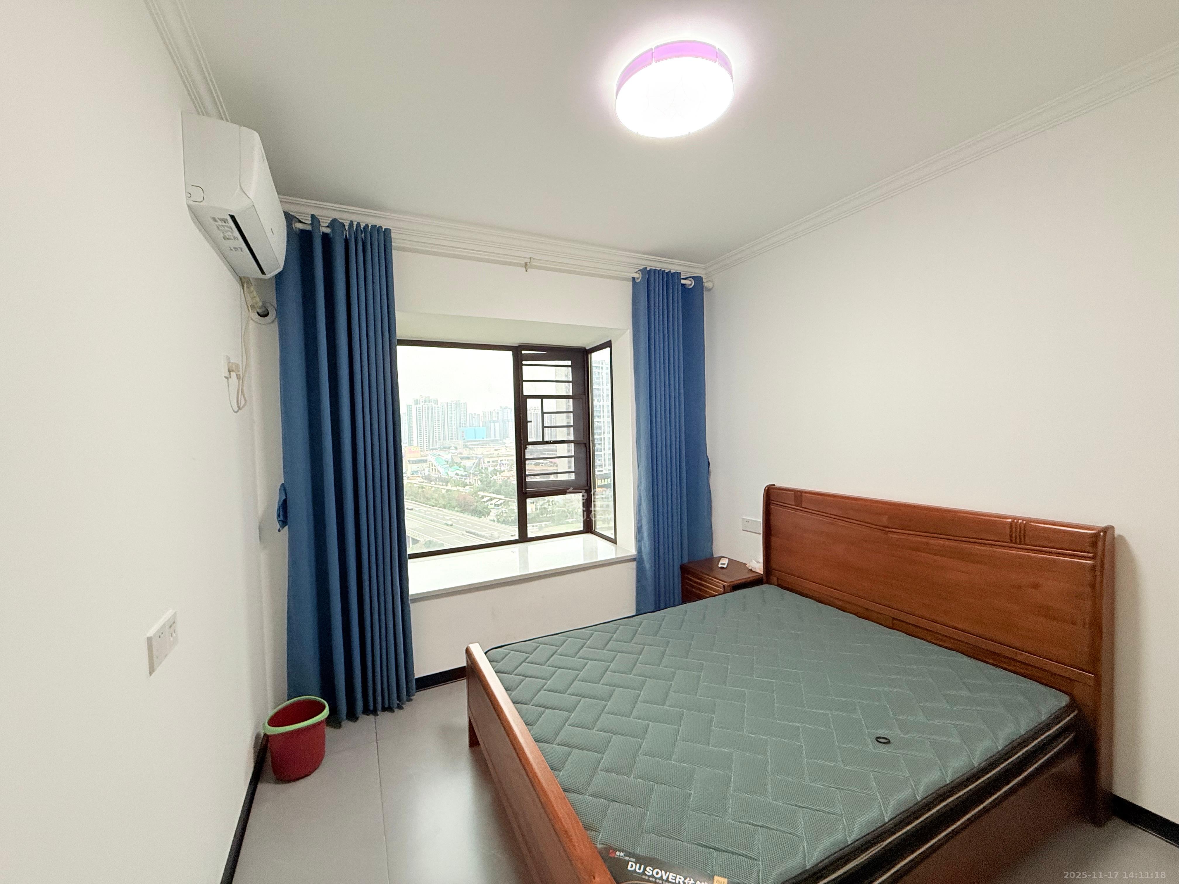 和润园三期  3室2厅2卫    2800.0元/月室内图