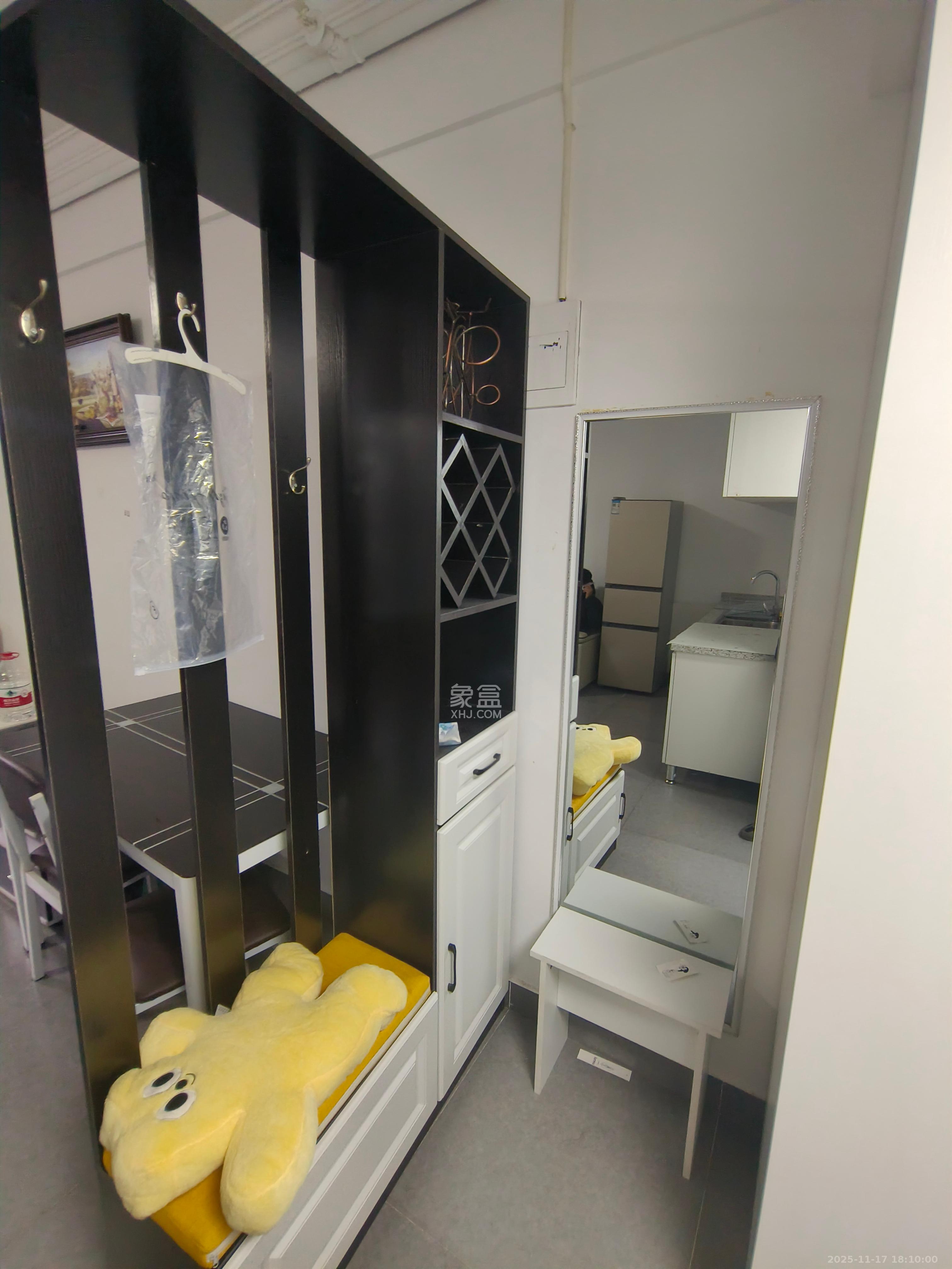 明城国际  1室0厅0卫    1700.0元/月室内图