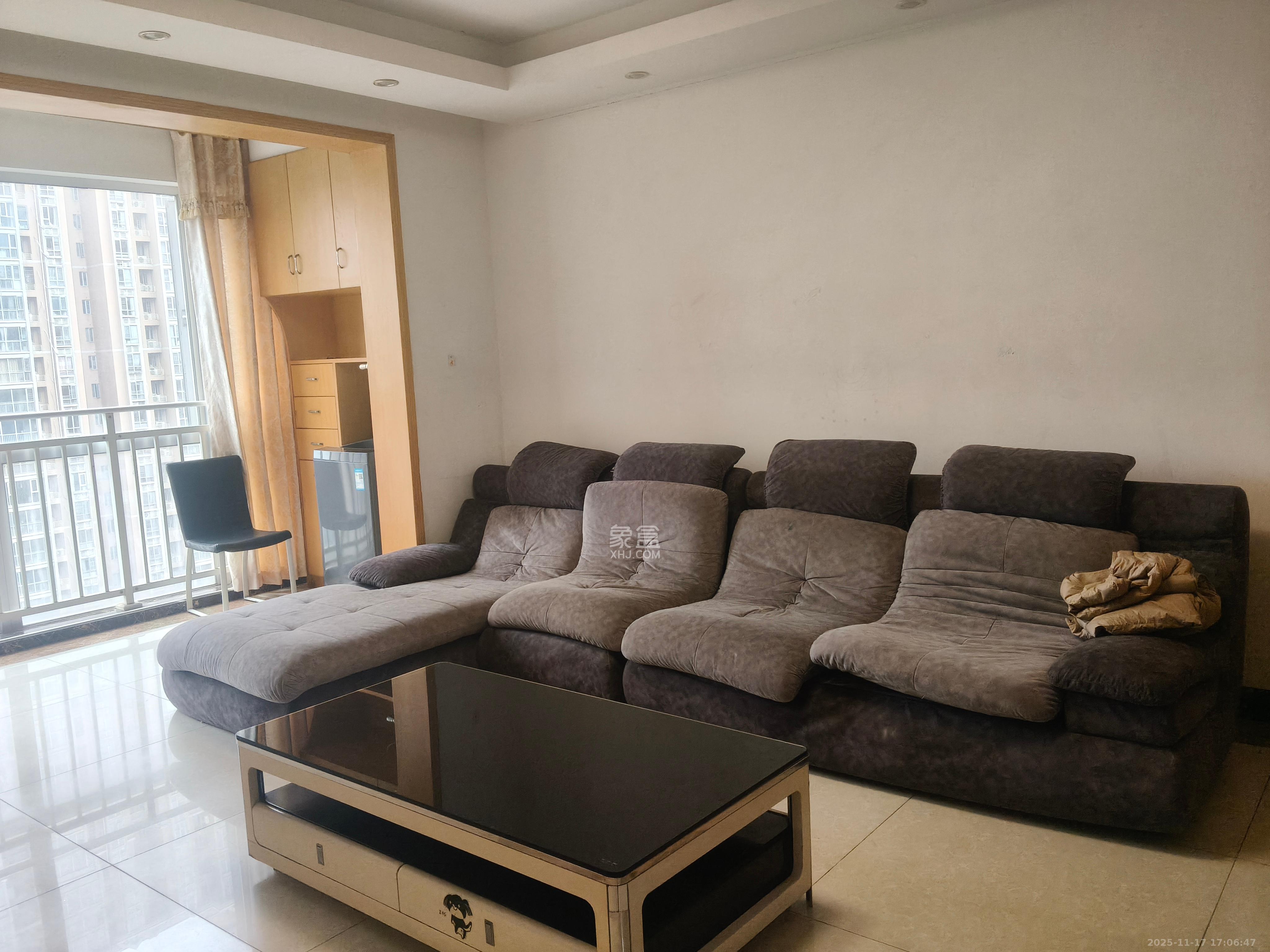 恒广国际景园一二区  2室2厅1卫    1800.0元/月室内图