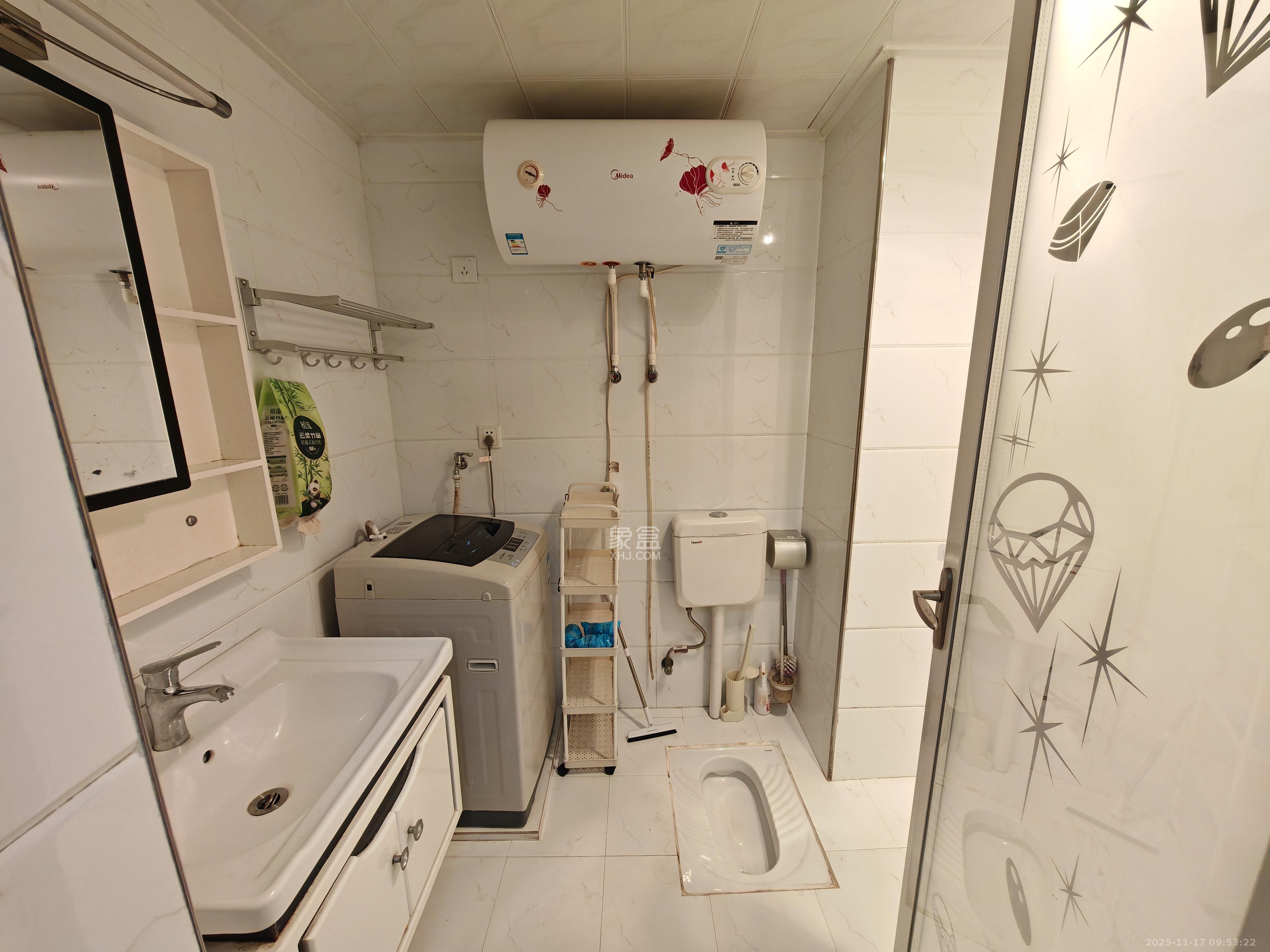 达美D6区 1室1厅1卫 1350.0元/月 达美D6区 1室1厅1卫 1350.0元/月室内图