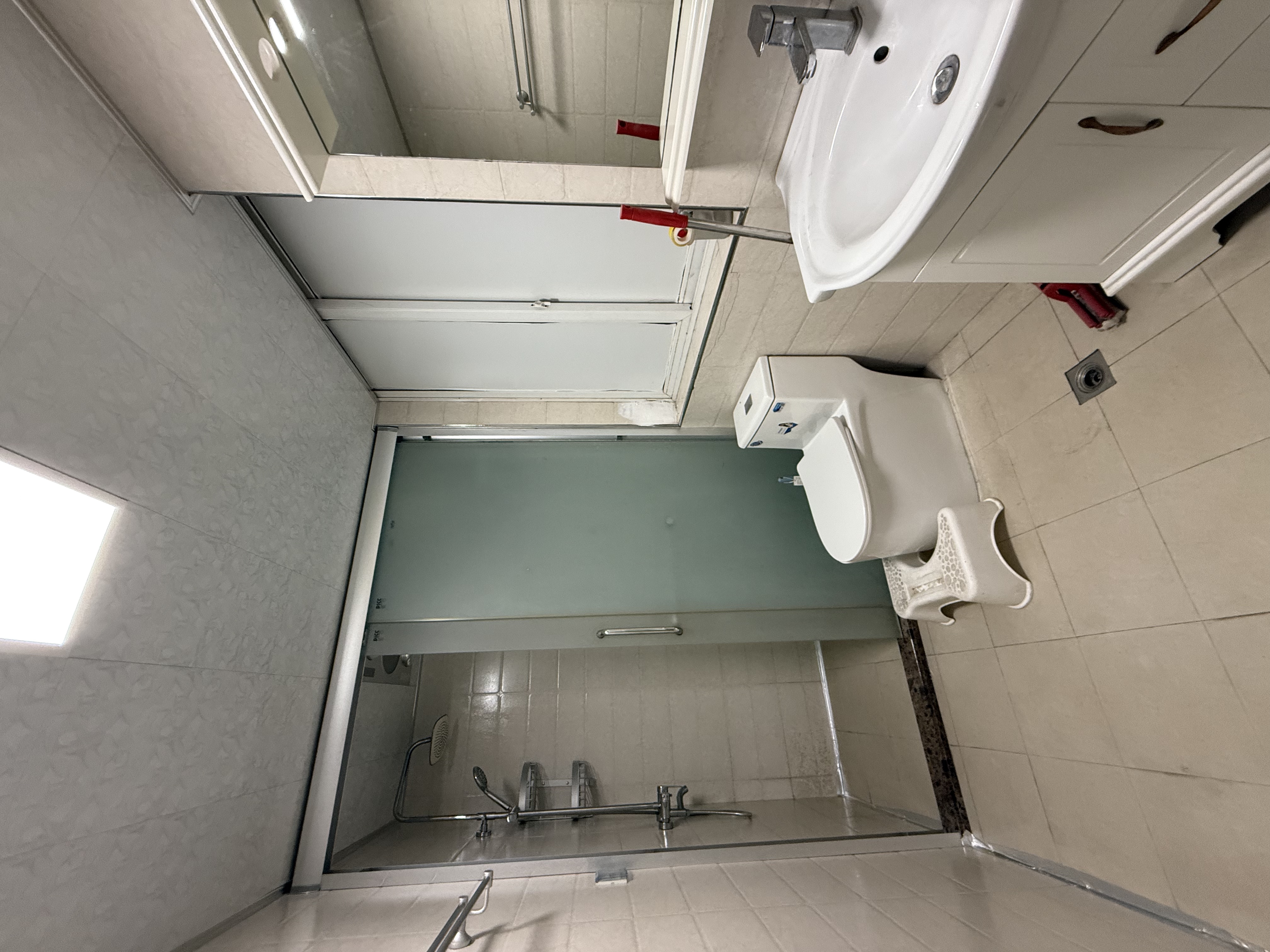 禧诚月畔湾  3室2厅2卫    2200.0元/月室内图