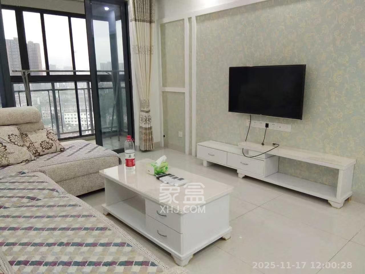 钱隆首府(福晟御园)  3室1厅1卫    3000.0元/月室内图