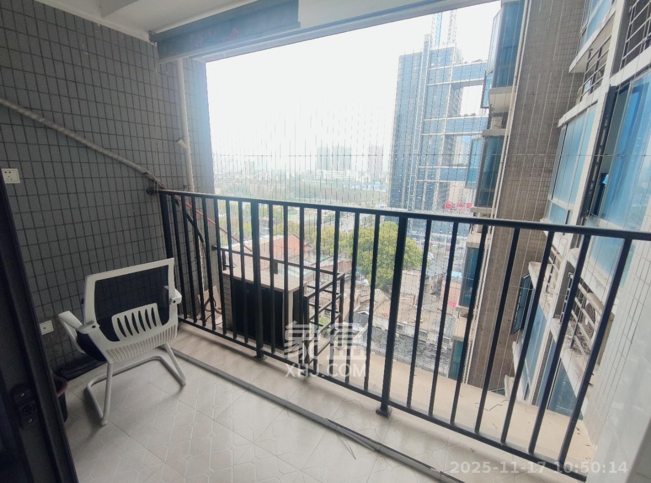 名富公寓  1室0厅1卫    1400.0元/月室内图