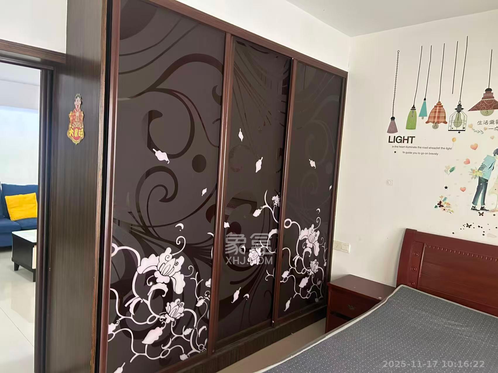 佳美星城 1室1厅1卫 1300.0元/月 佳美星城 1室1厅1卫 1300.0元/月室内图