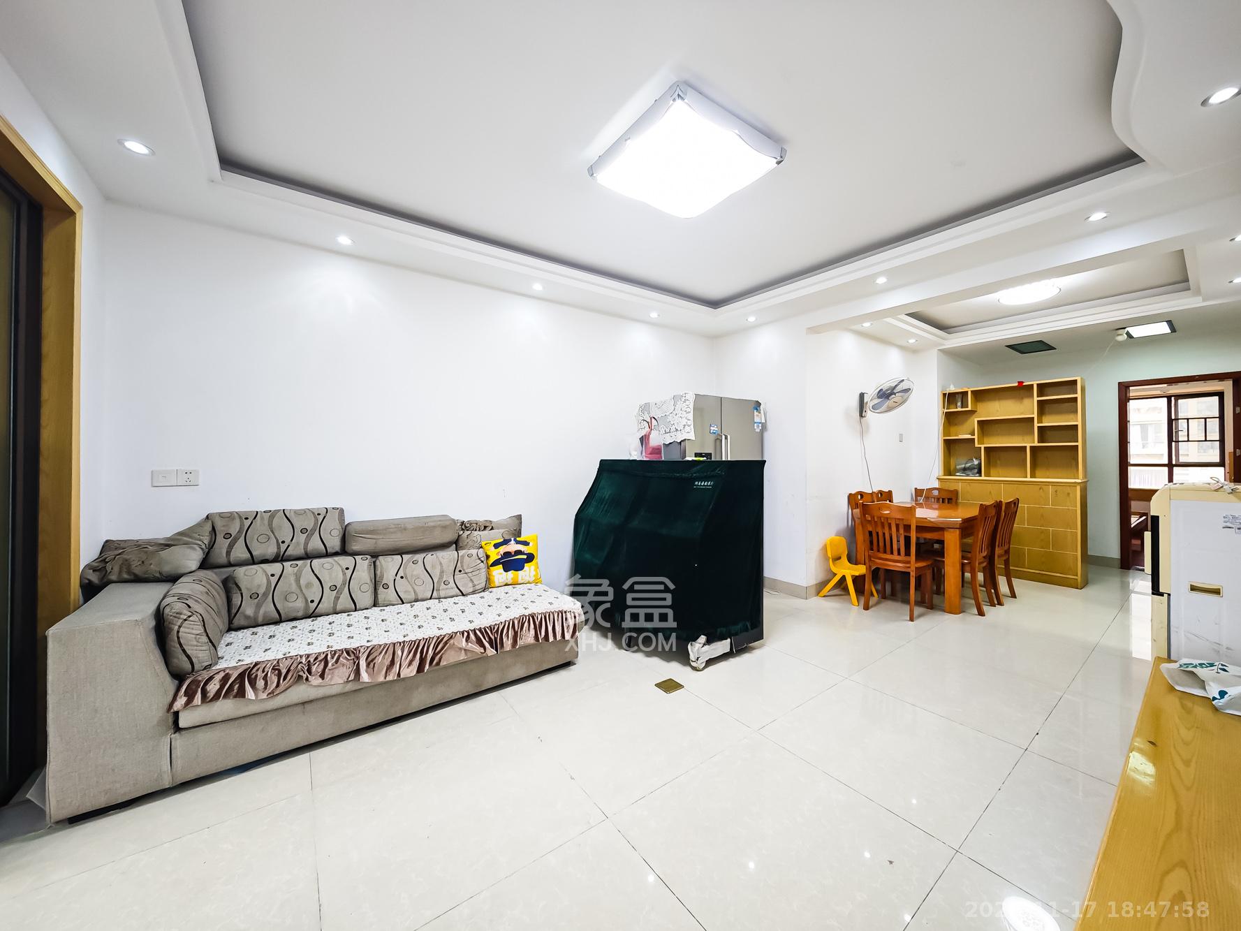 山语城二期  3室2厅1卫    62.8万其他