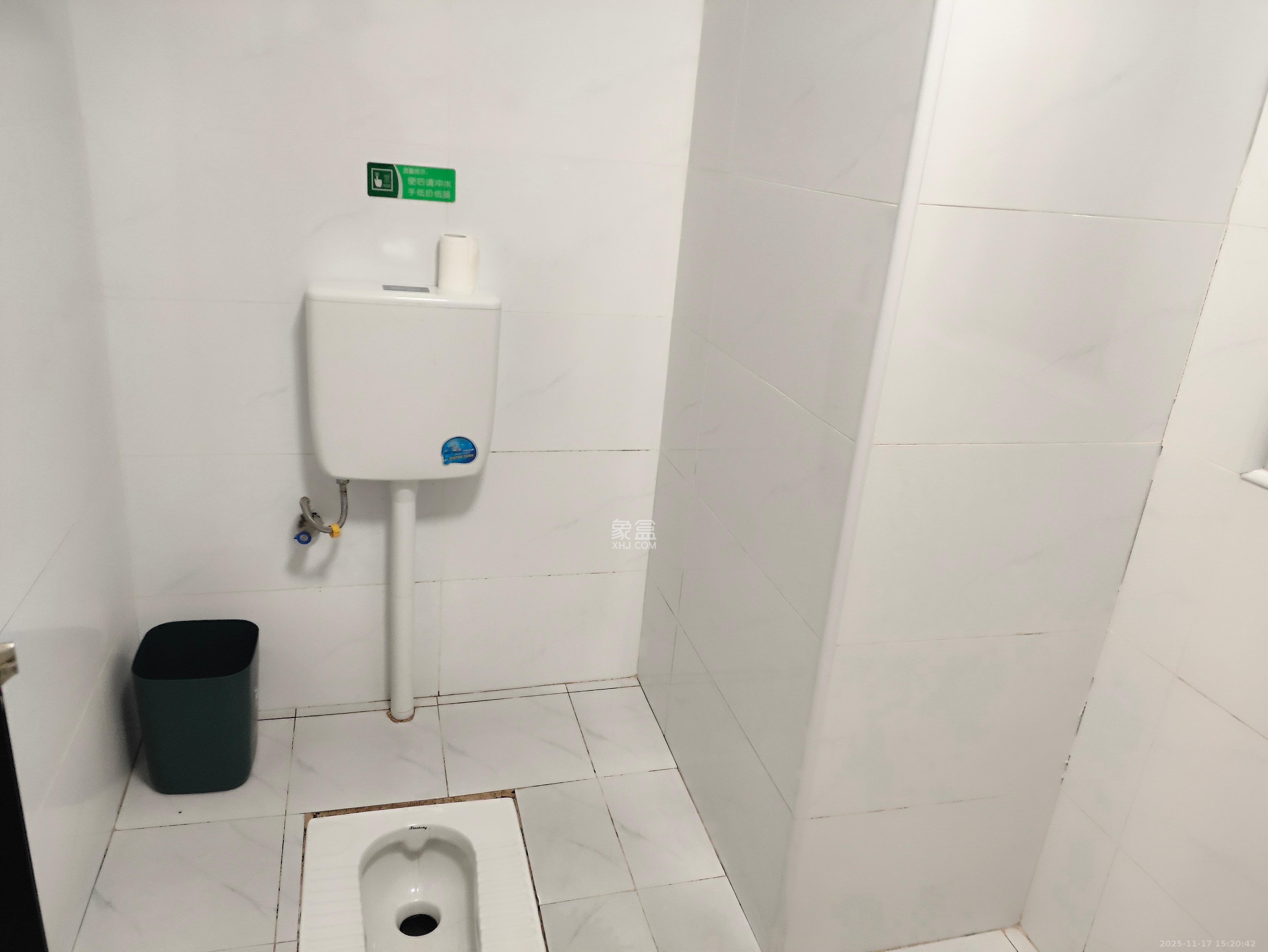 万润时光里  1室0厅1卫    1300.0元/月室内图