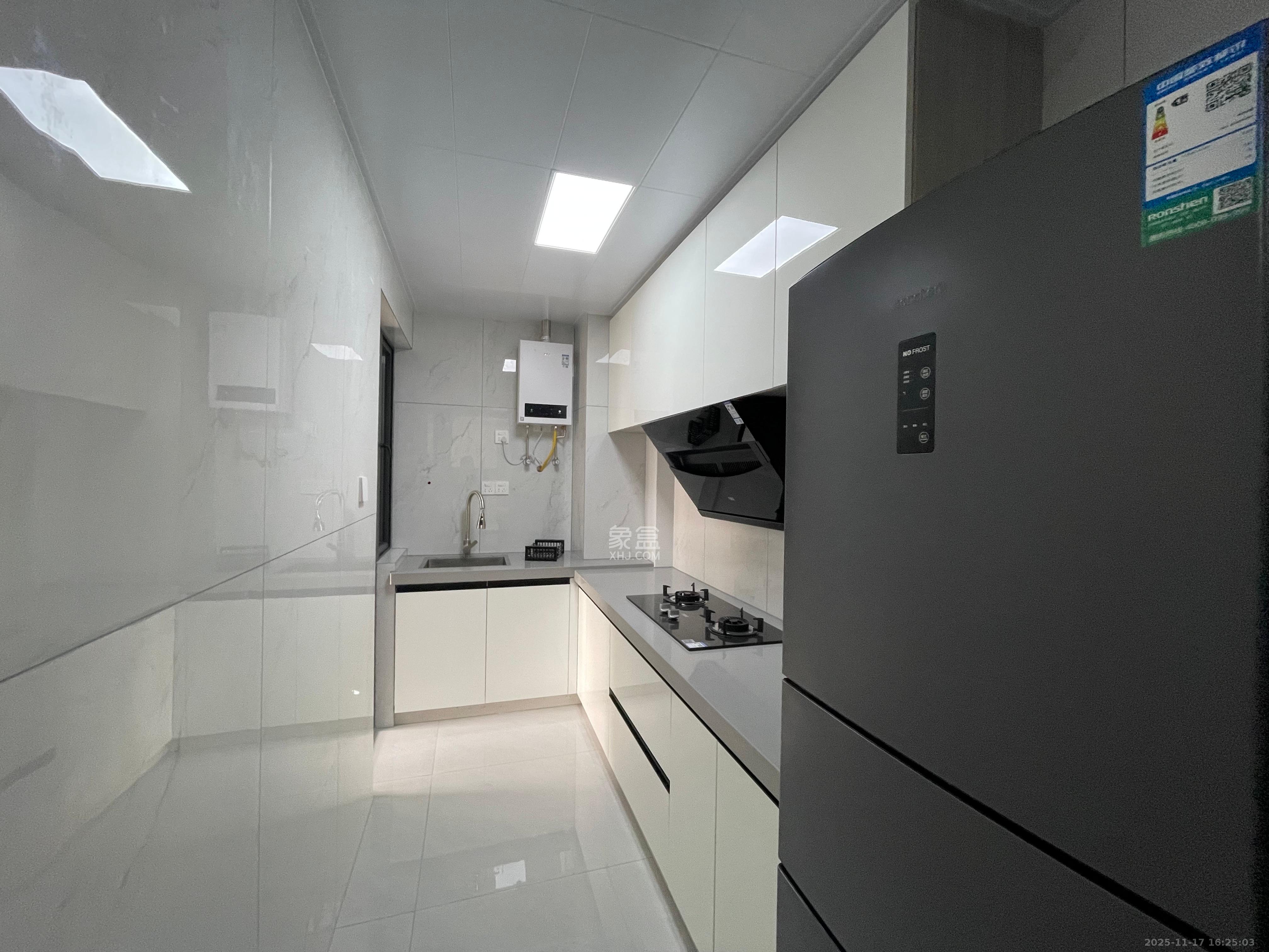 望远嘉苑 2室2厅1卫 2500.0元/月 望远嘉苑 2室2厅1卫 2500.0元/月室内图