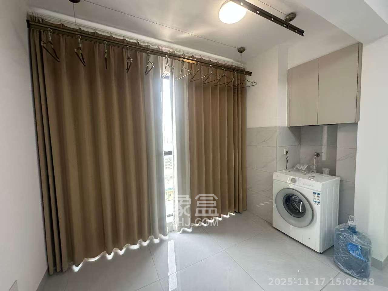 友兴家园  2室1厅1卫    2500.0元/月室内图