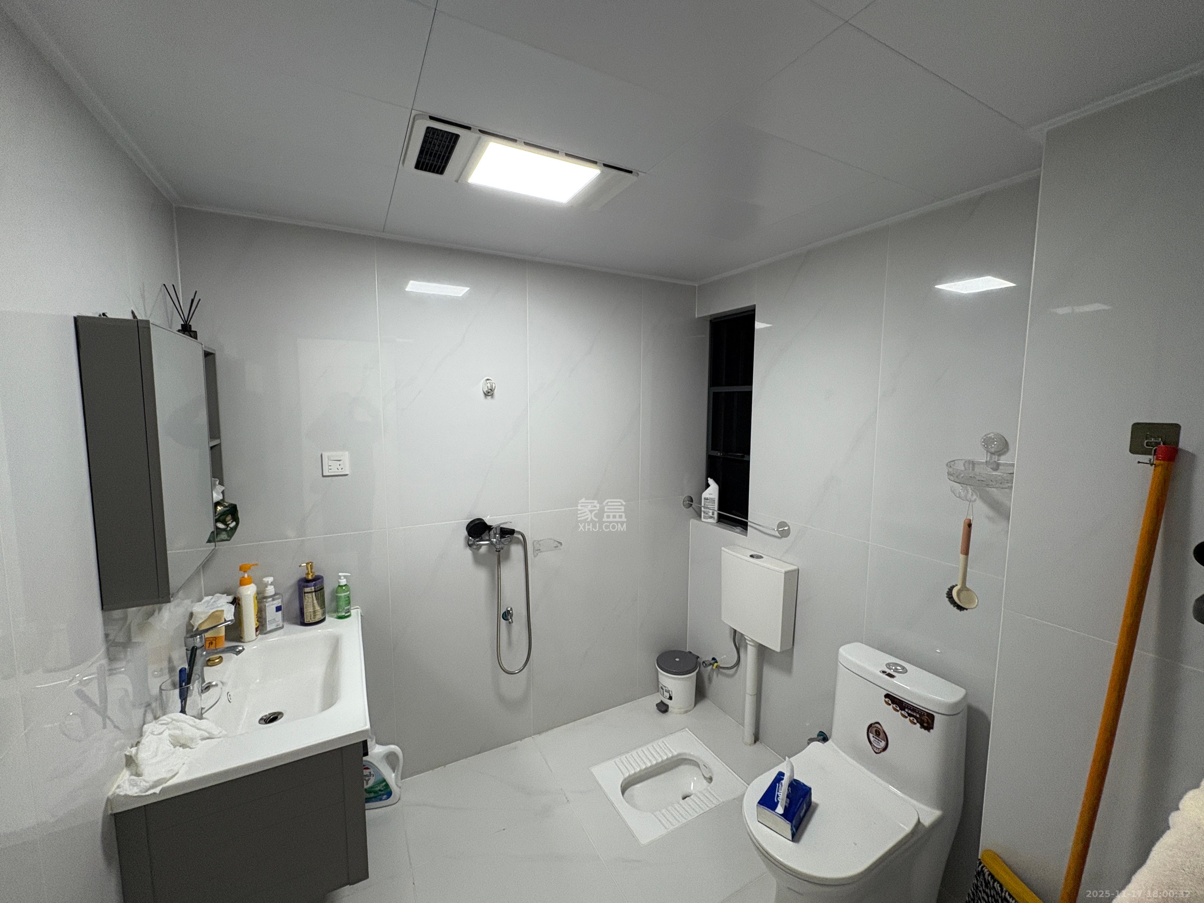 旭日嘉苑  3室2厅2卫    3400.0元/月室内图