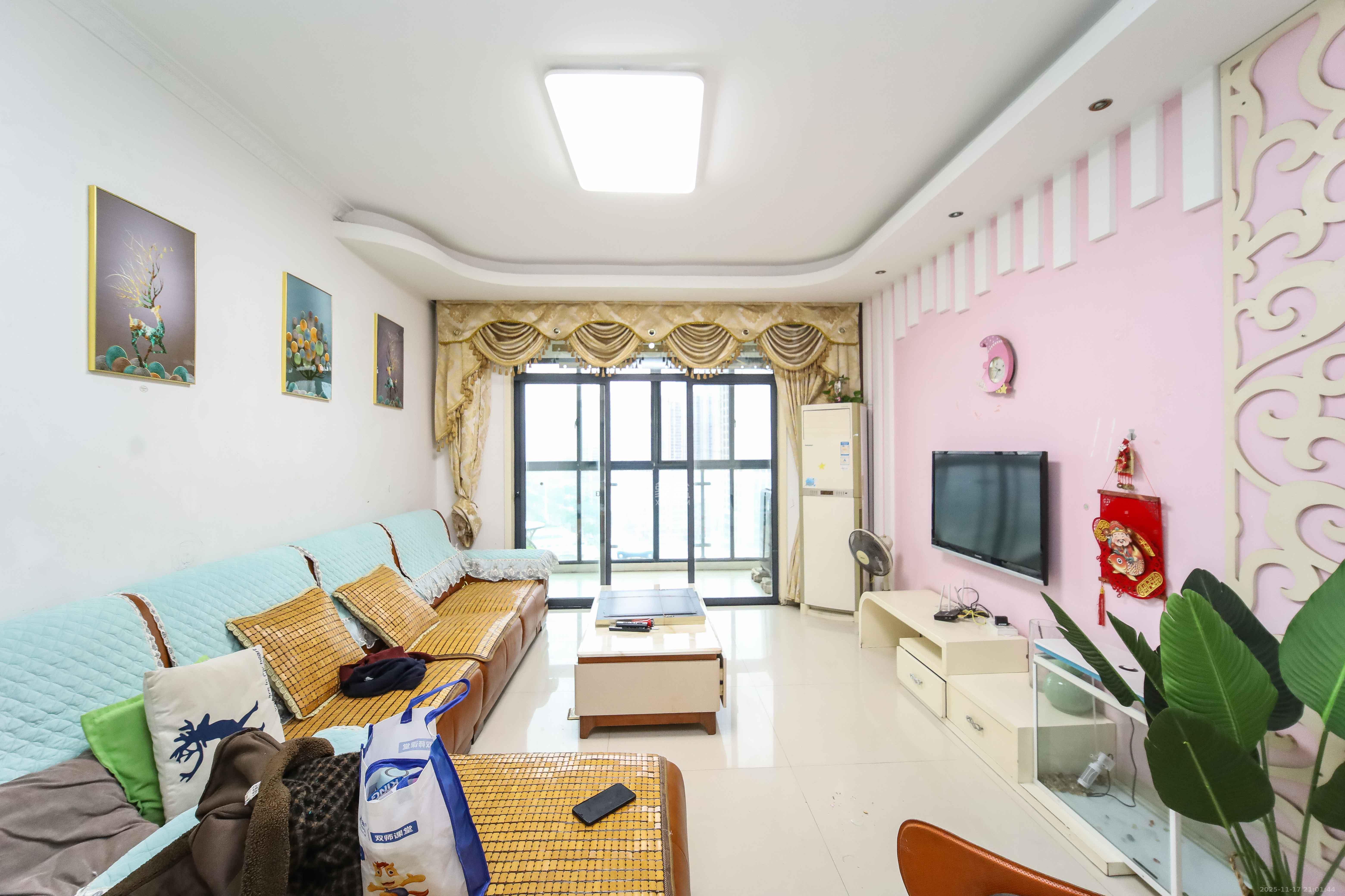 江河双水湾  2室2厅1卫    73.0万