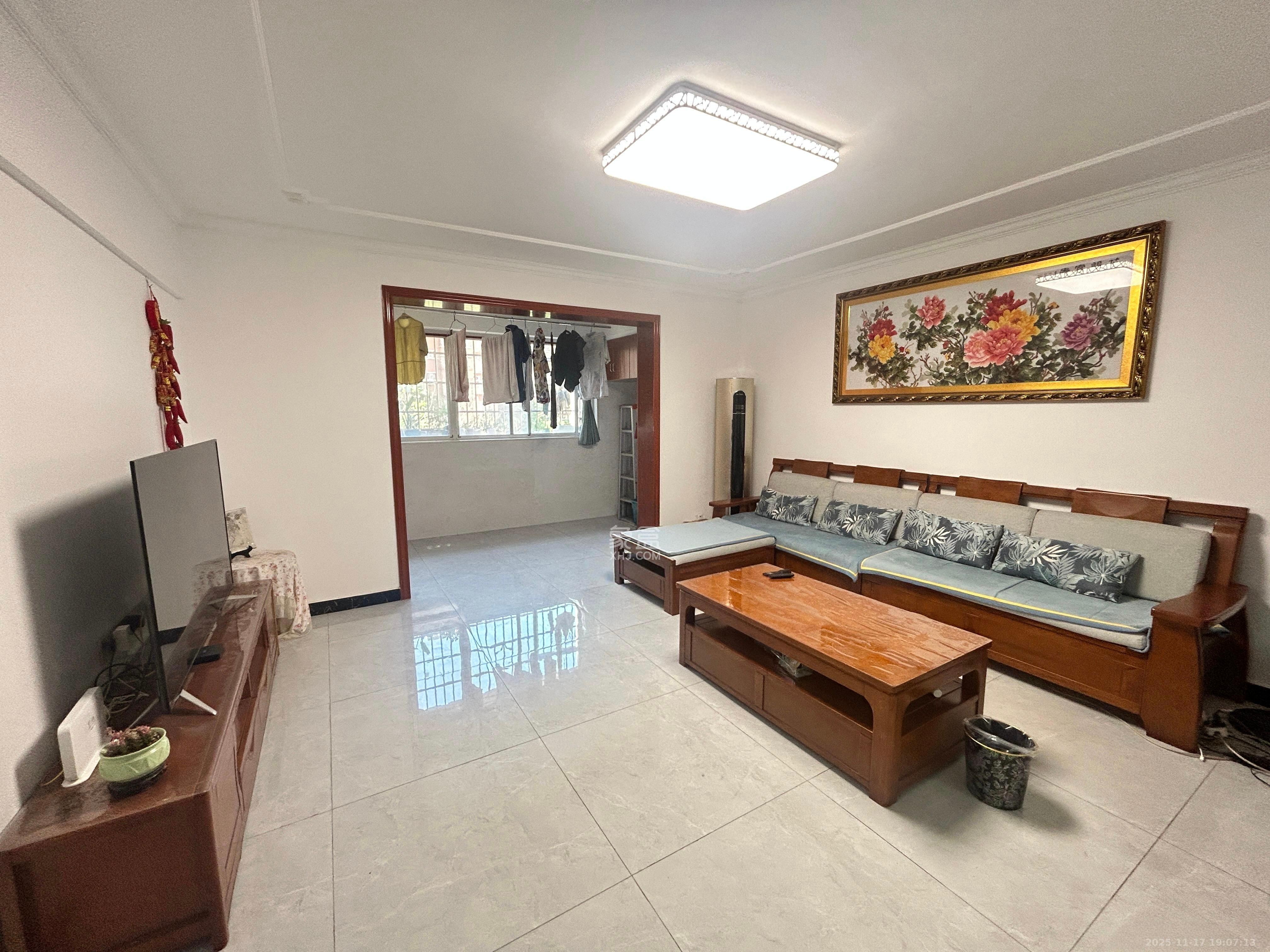 润芳园  2室1厅1卫    1900.0元/月室内图