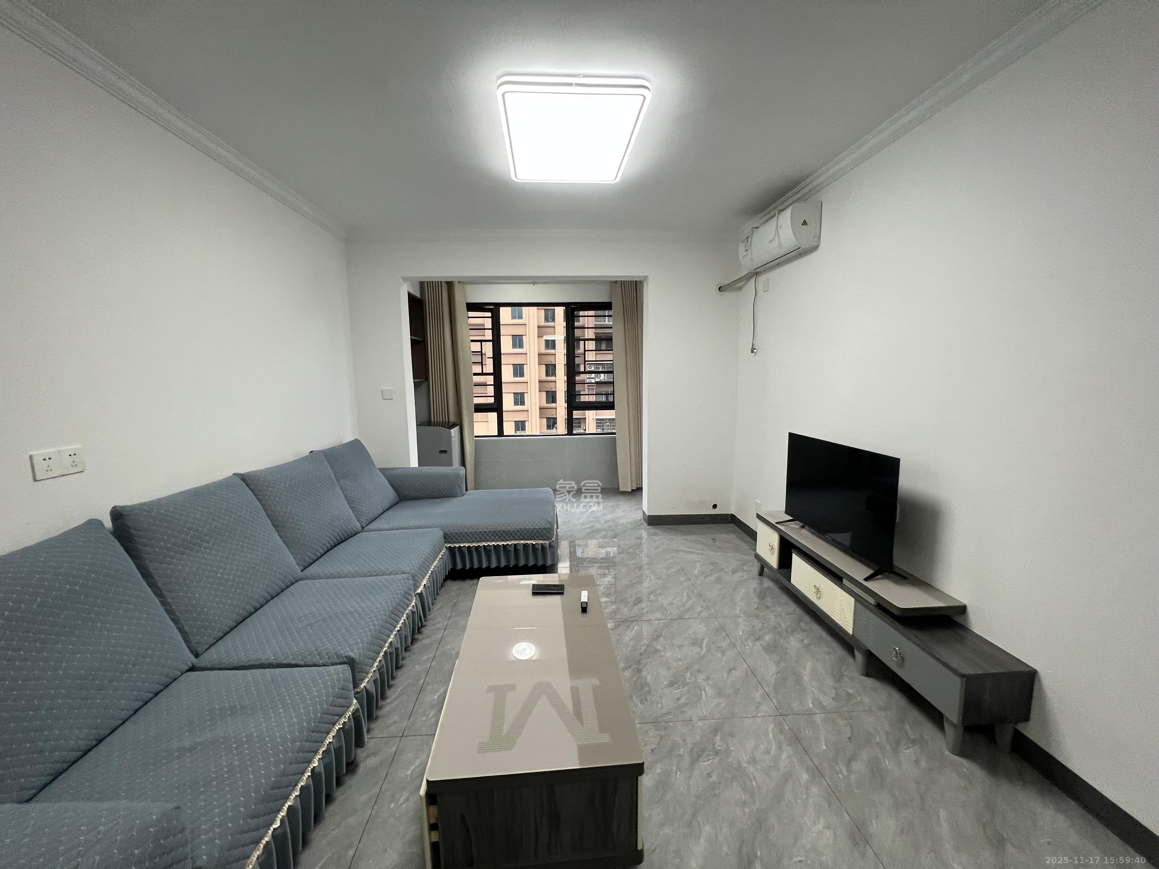 东合新苑  2室2厅1卫    2100.0元/月