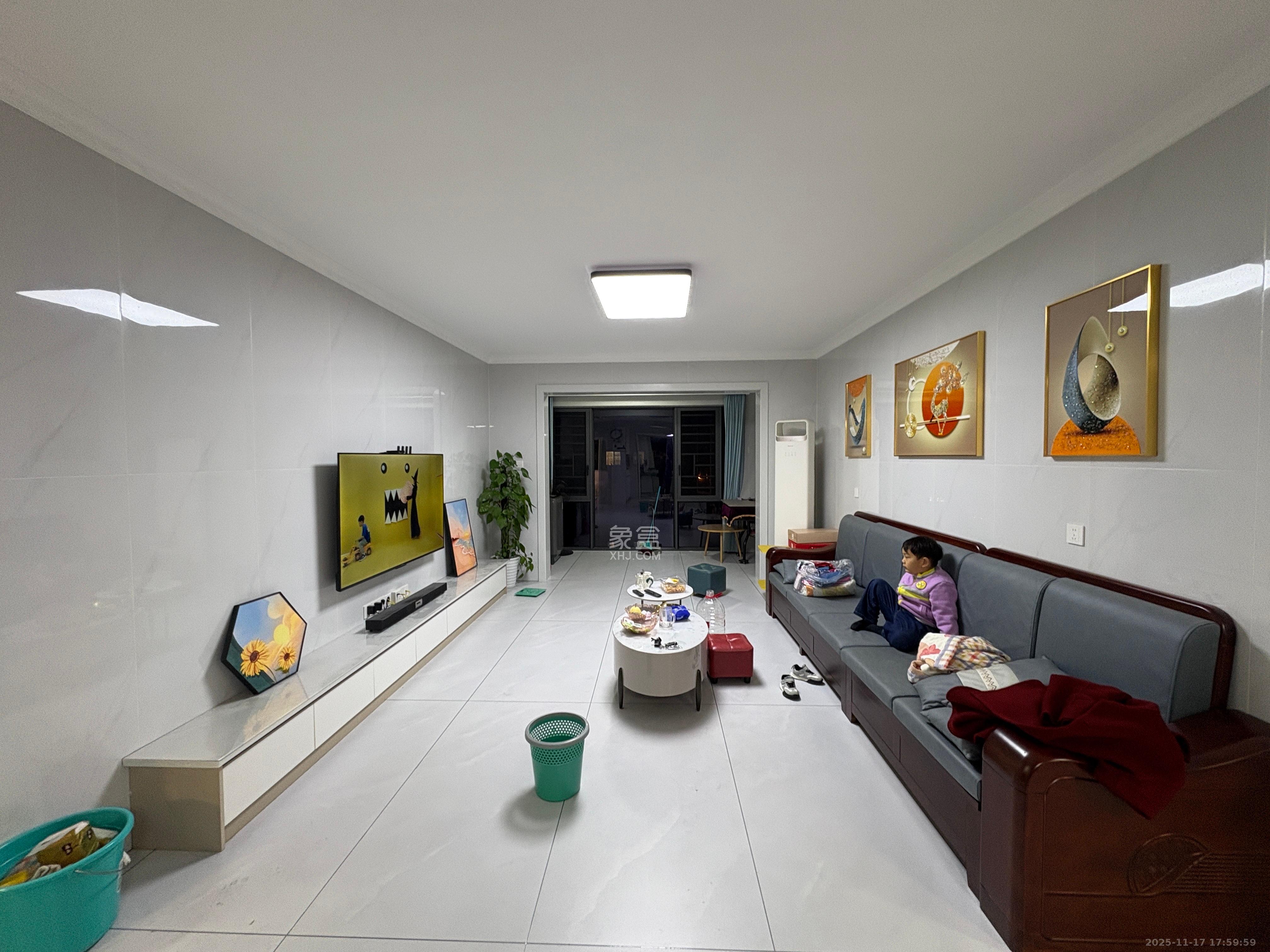 旭日嘉苑  3室2厅2卫    3400.0元/月室内图