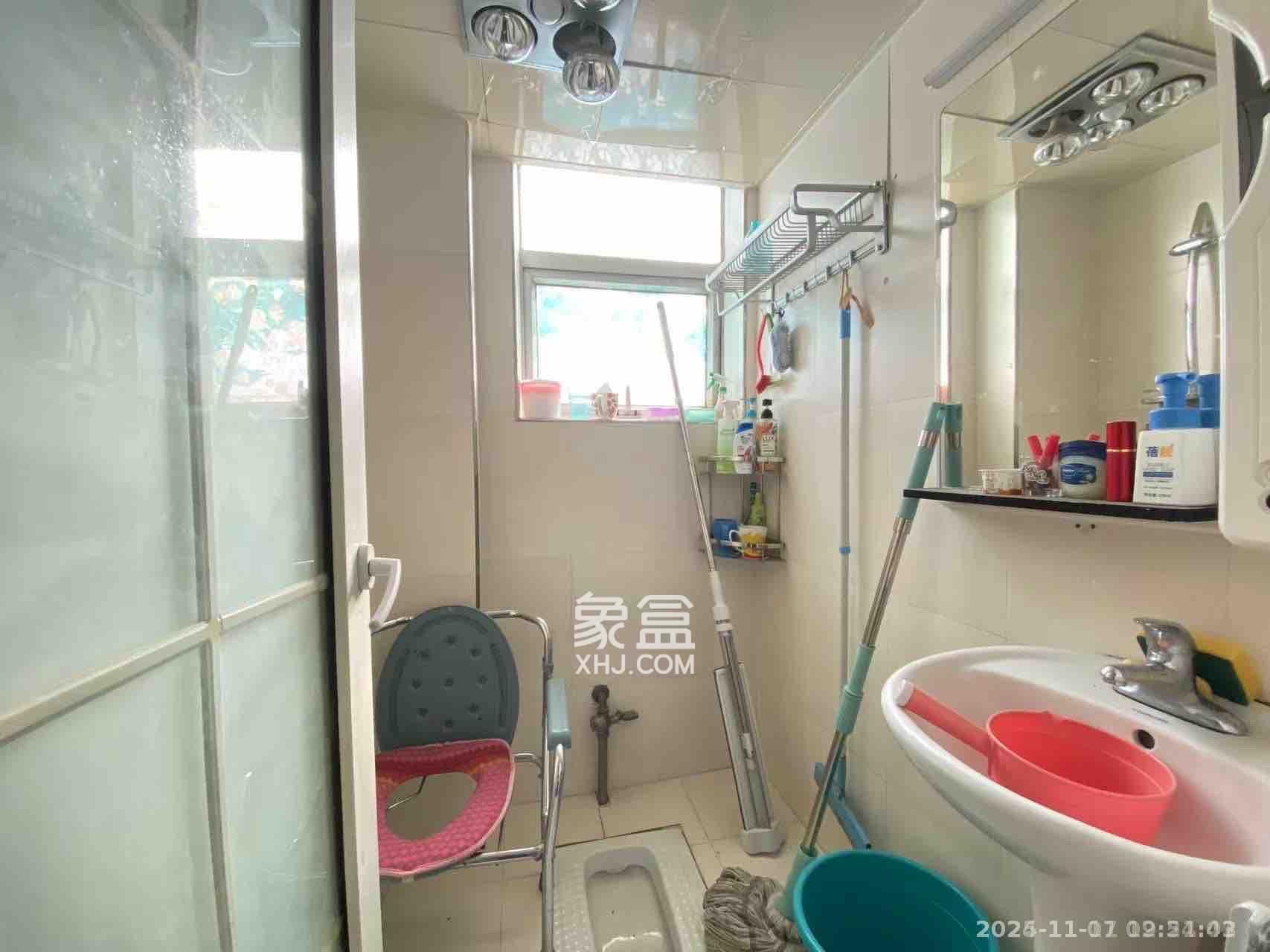 凯通国际城（凯通朝庭）  2室1厅1卫    2200.0元/月室内图