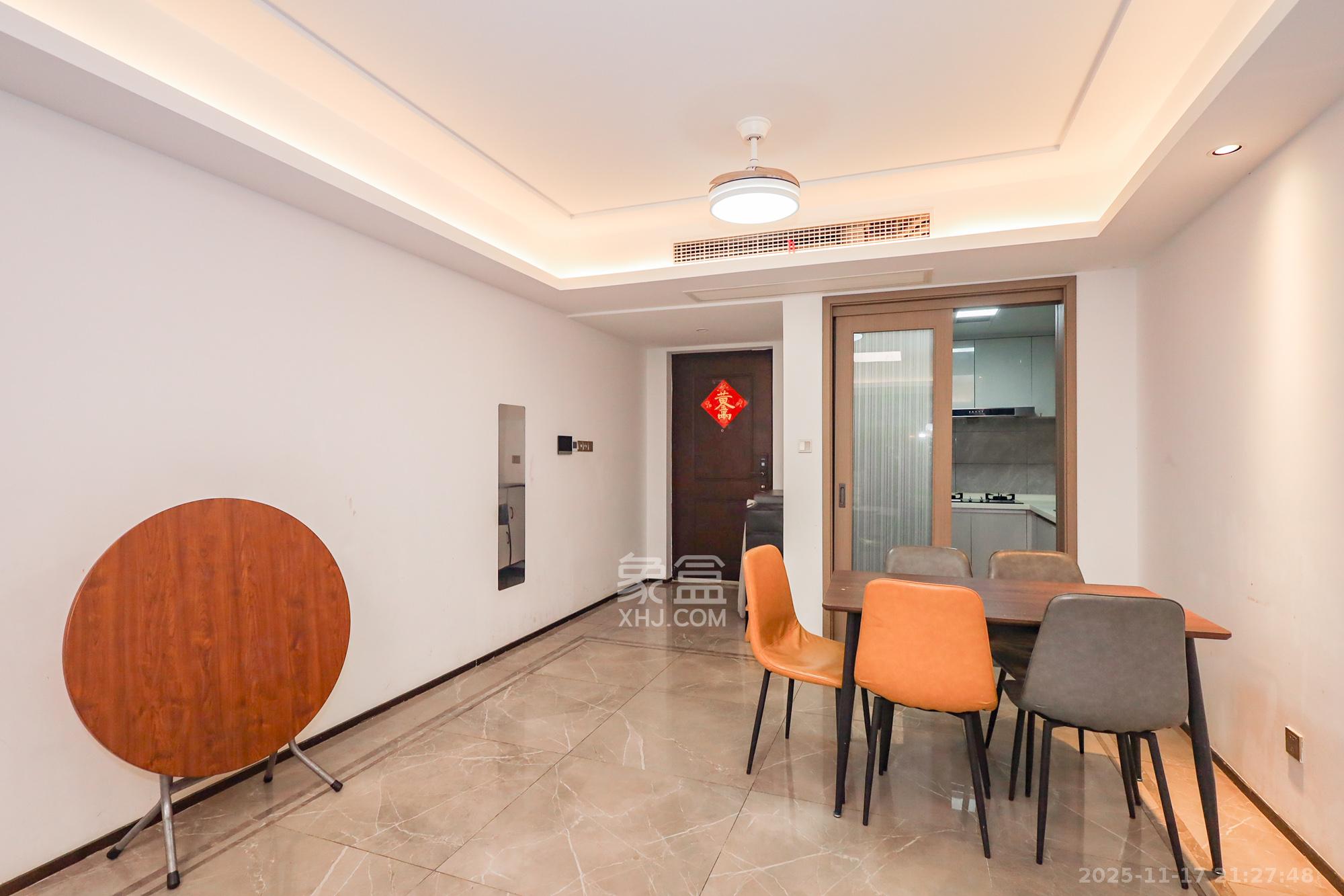 金茂建发泊悦  3室2厅2卫    160.0万其他