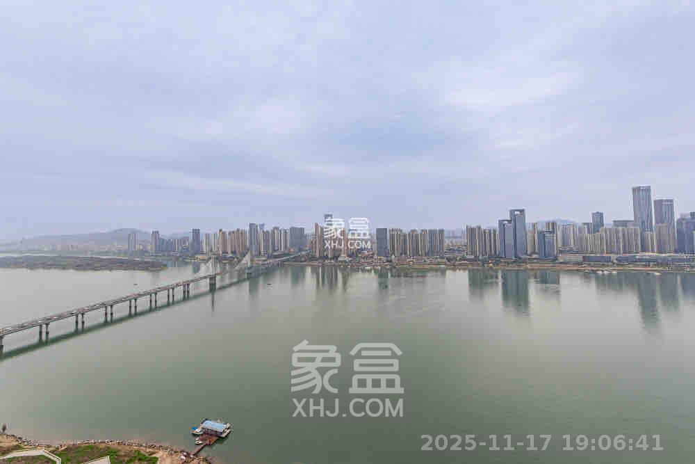 北辰瀚江府 3室2厅2卫 8000.0元/月 北辰瀚江府 3室2厅2卫 8000.0元/月室内图