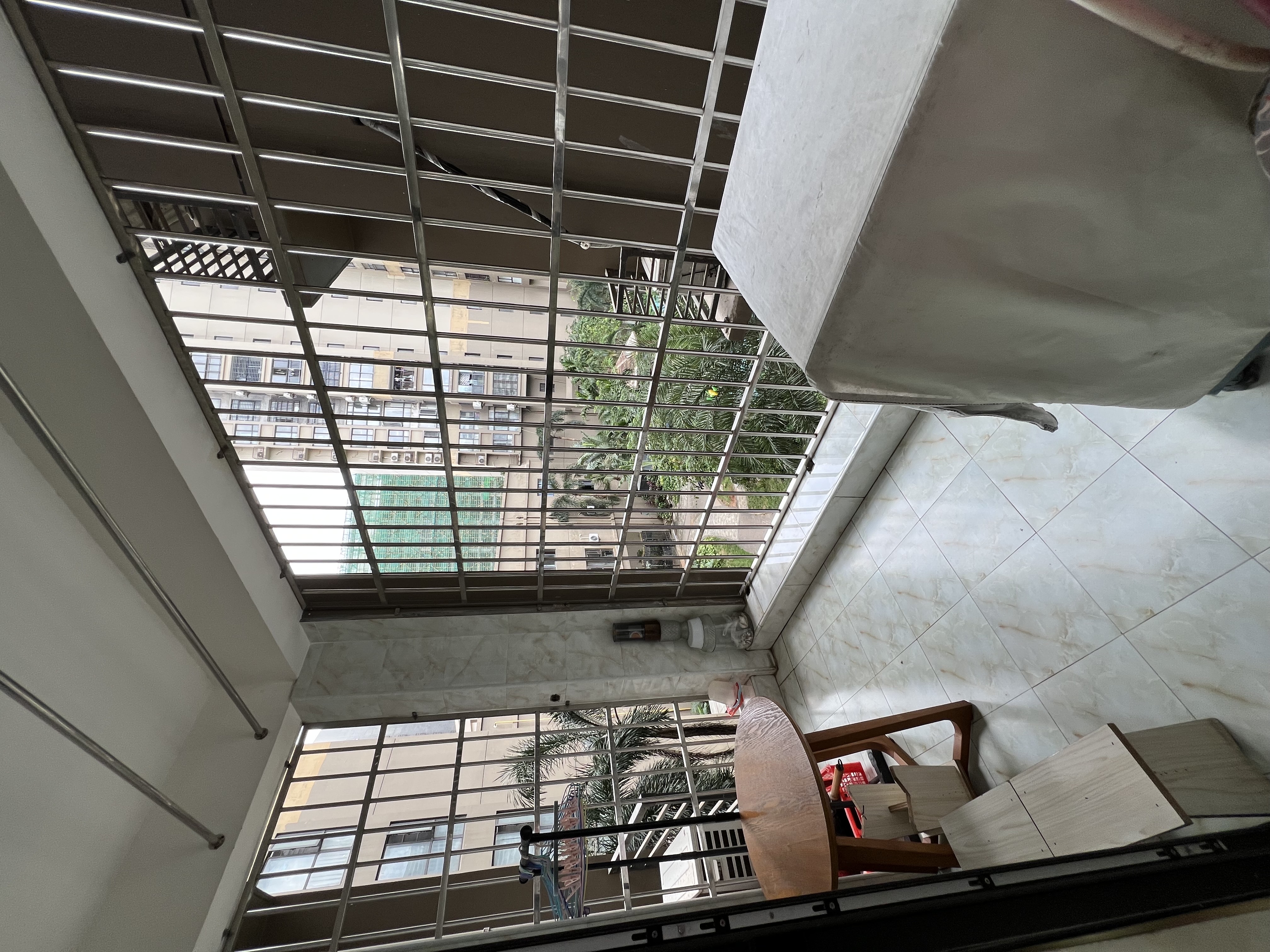 阳光三号苑  3室2厅1卫    135.0万客厅