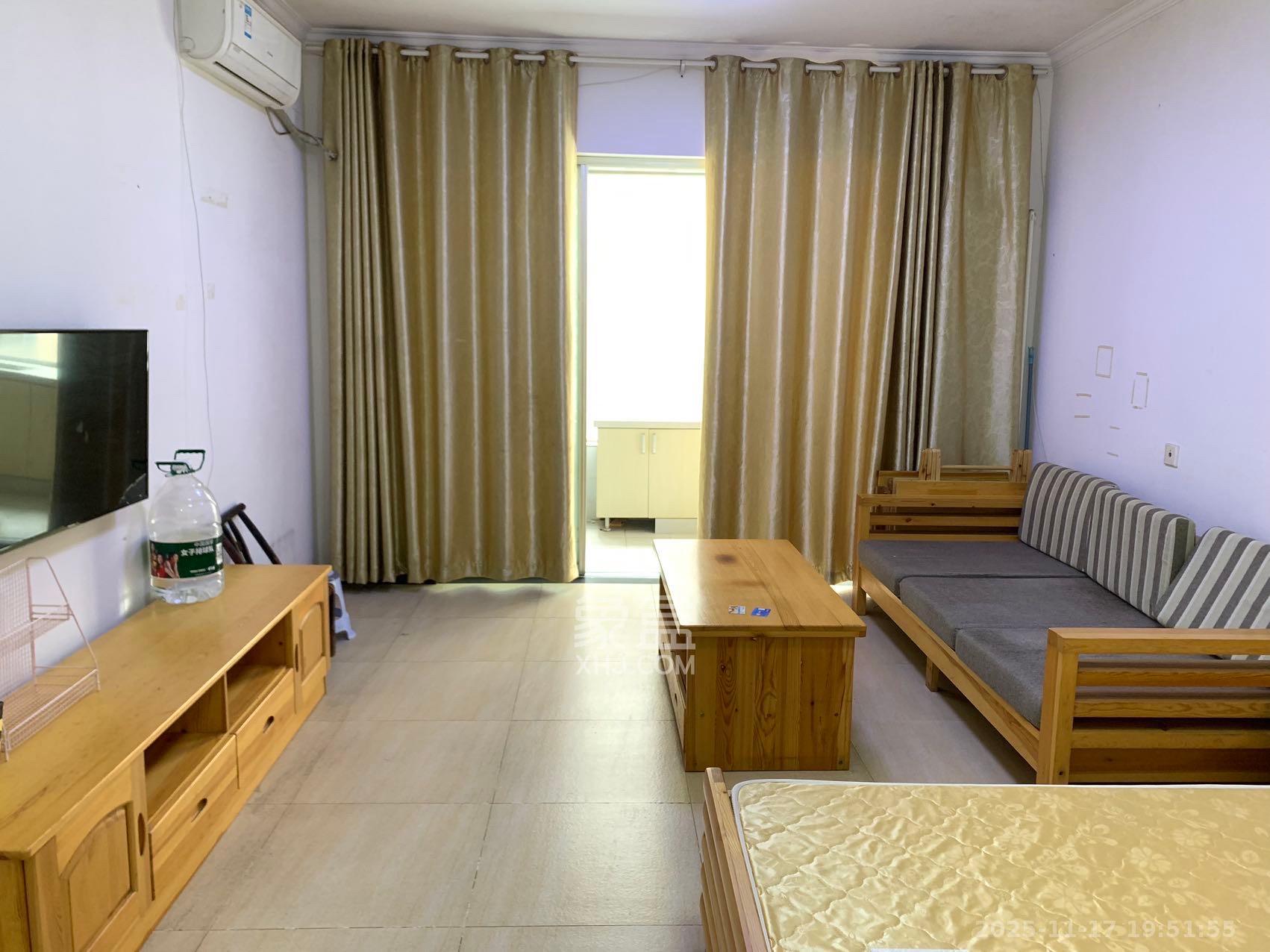 怡海星城  1室1厅1卫    950.0元/月