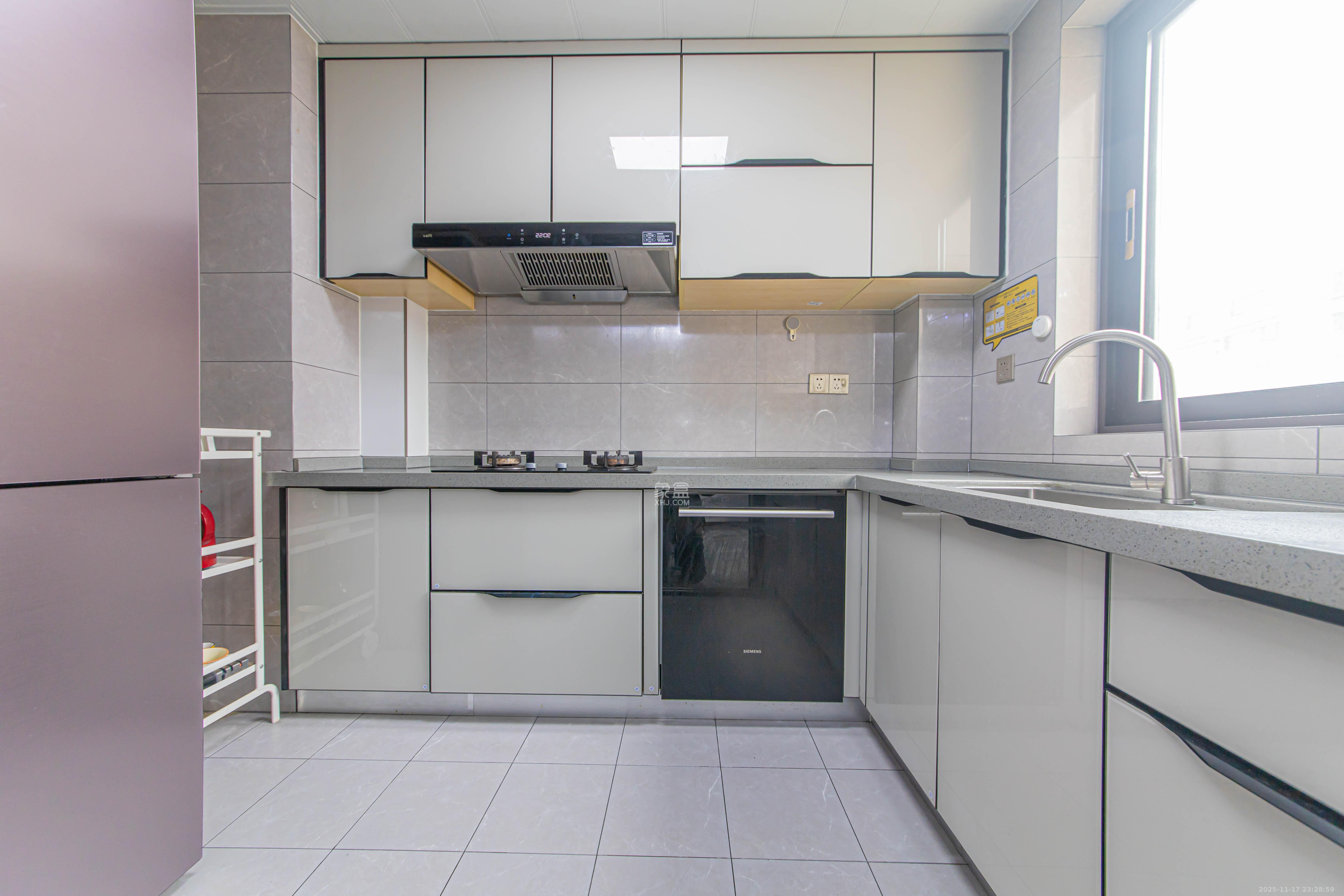 北辰中央公园DF区 4室2厅2卫 155.0万 北辰中央公园DF区 4室2厅2卫 155.0万厨房