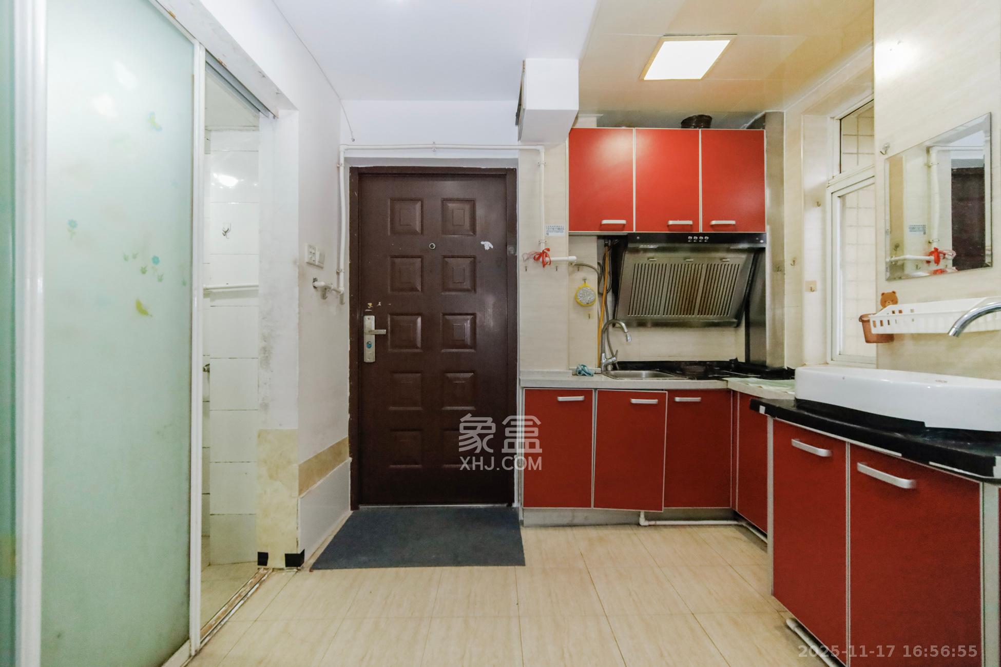 星语林名园  1室1厅1卫    26.8万厨房